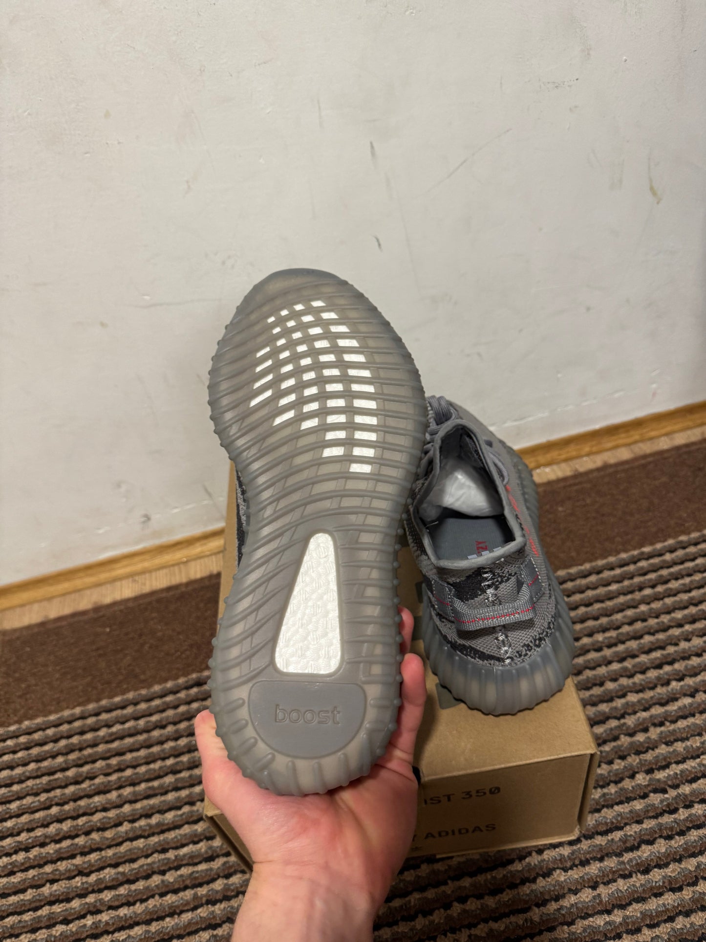 Yeezy 350 Beluga 2.0 Broj 42(Odmah Dostupno)