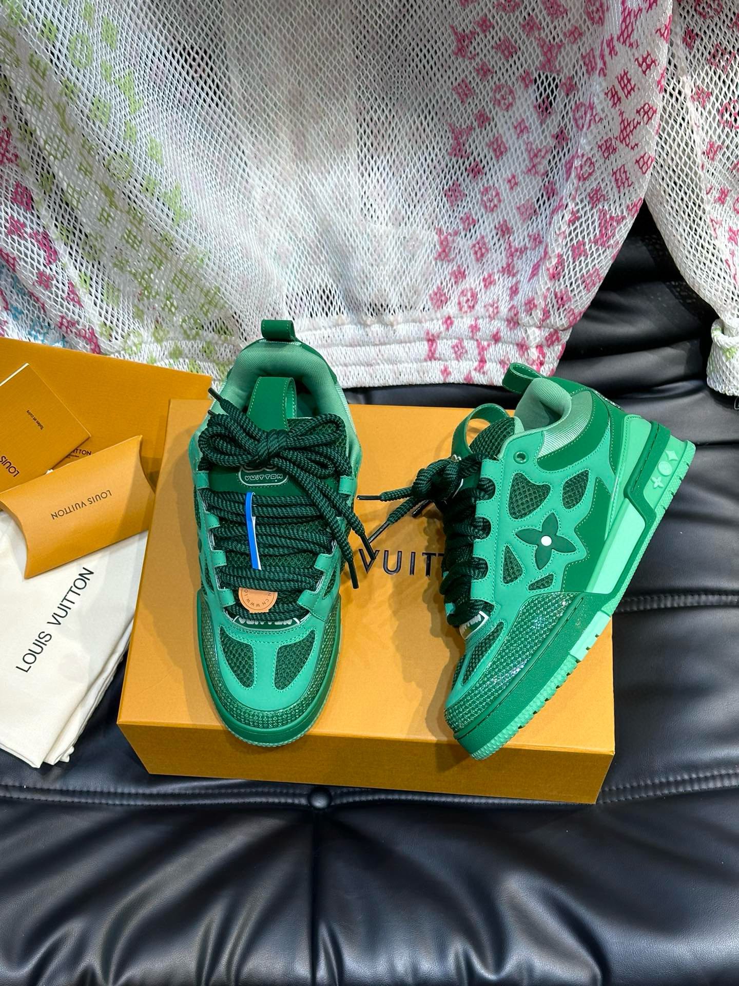 LV Skate
