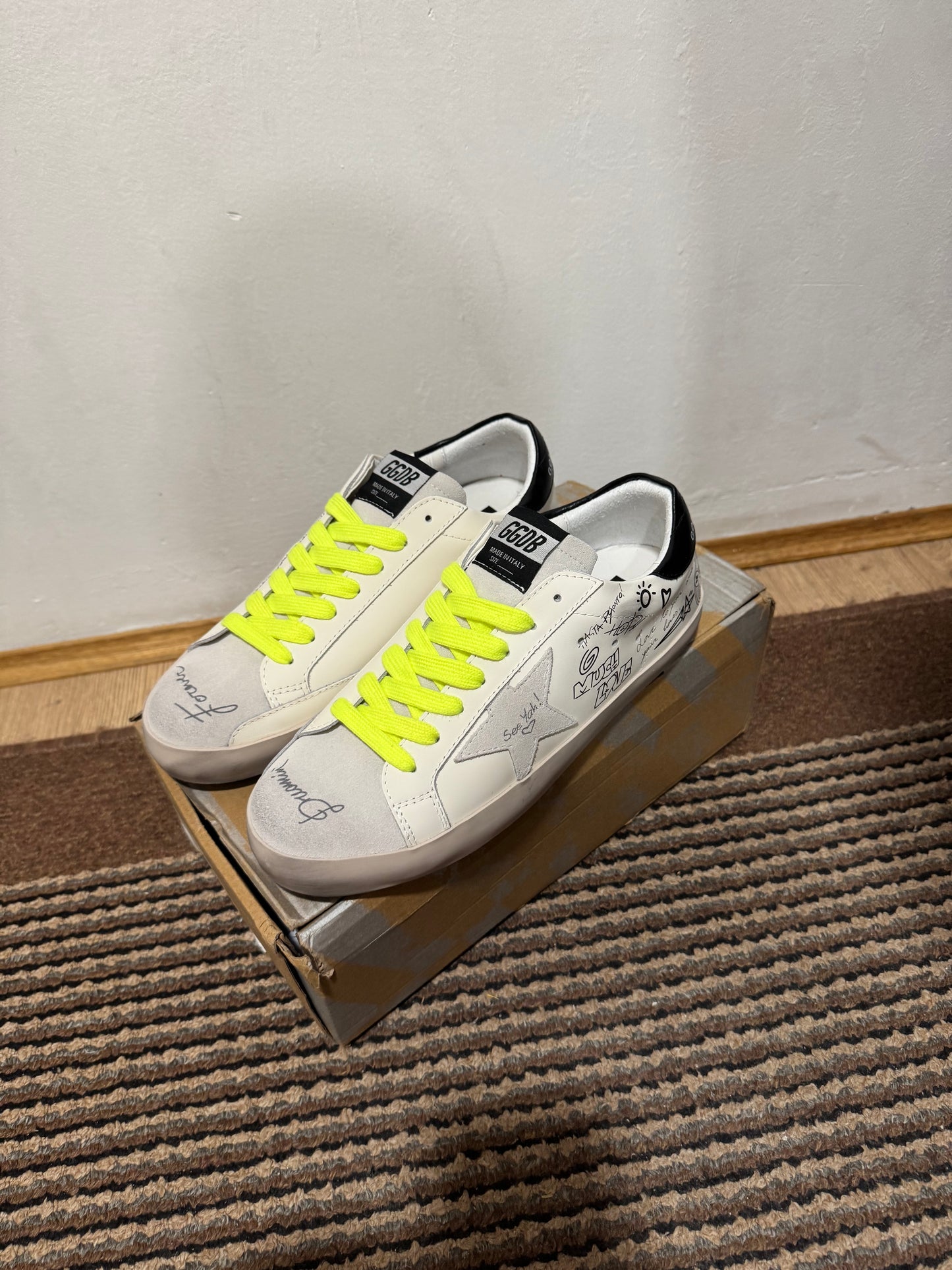 Golden Goose Broj 41(Odmah dostupno)
