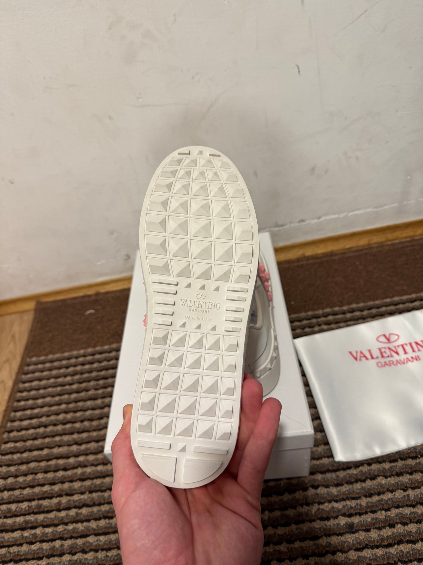 Valentino Broj 39(Odmah dostupno)