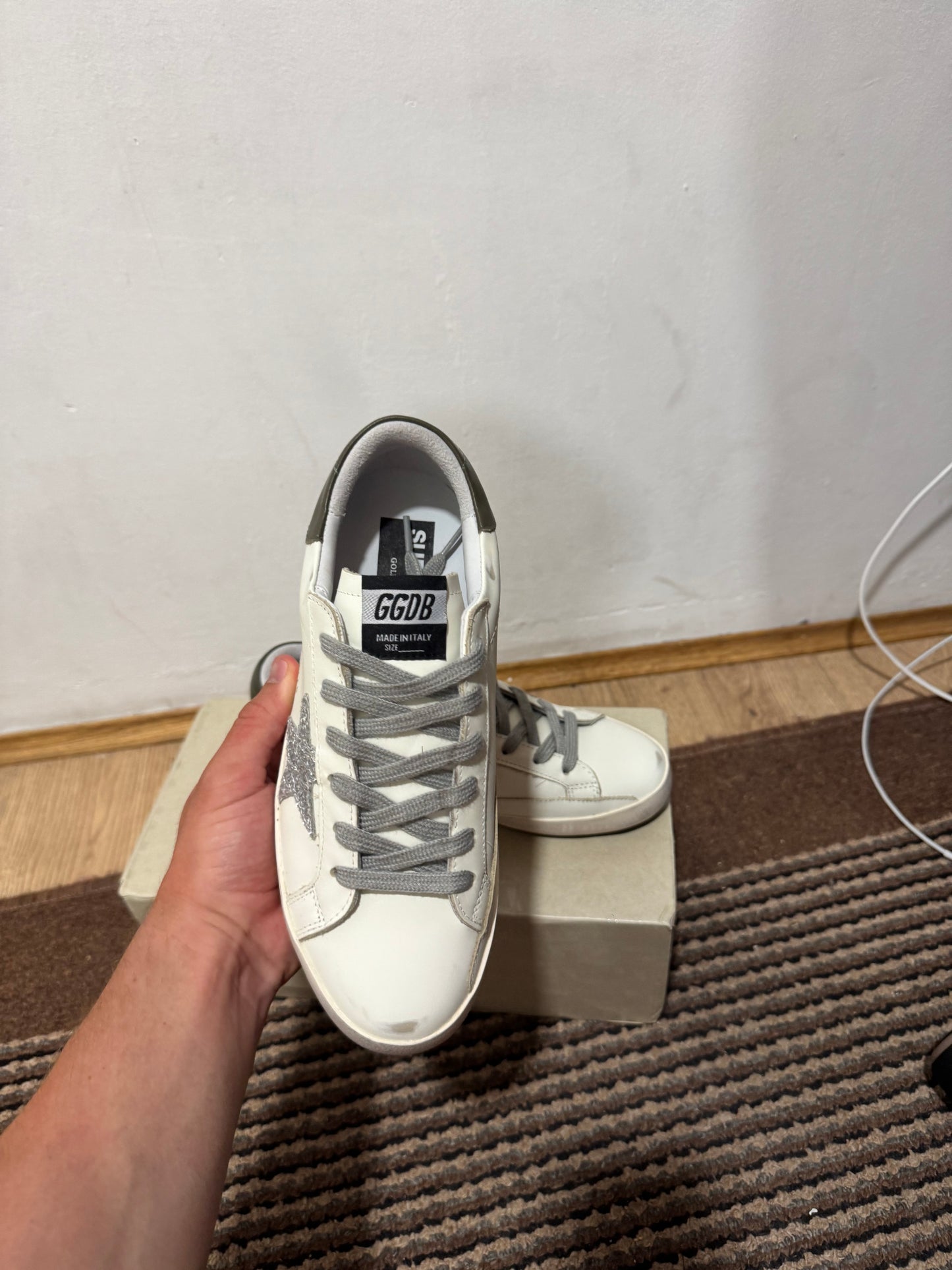 Golden Goose Broj 41(Odmah dostupno)