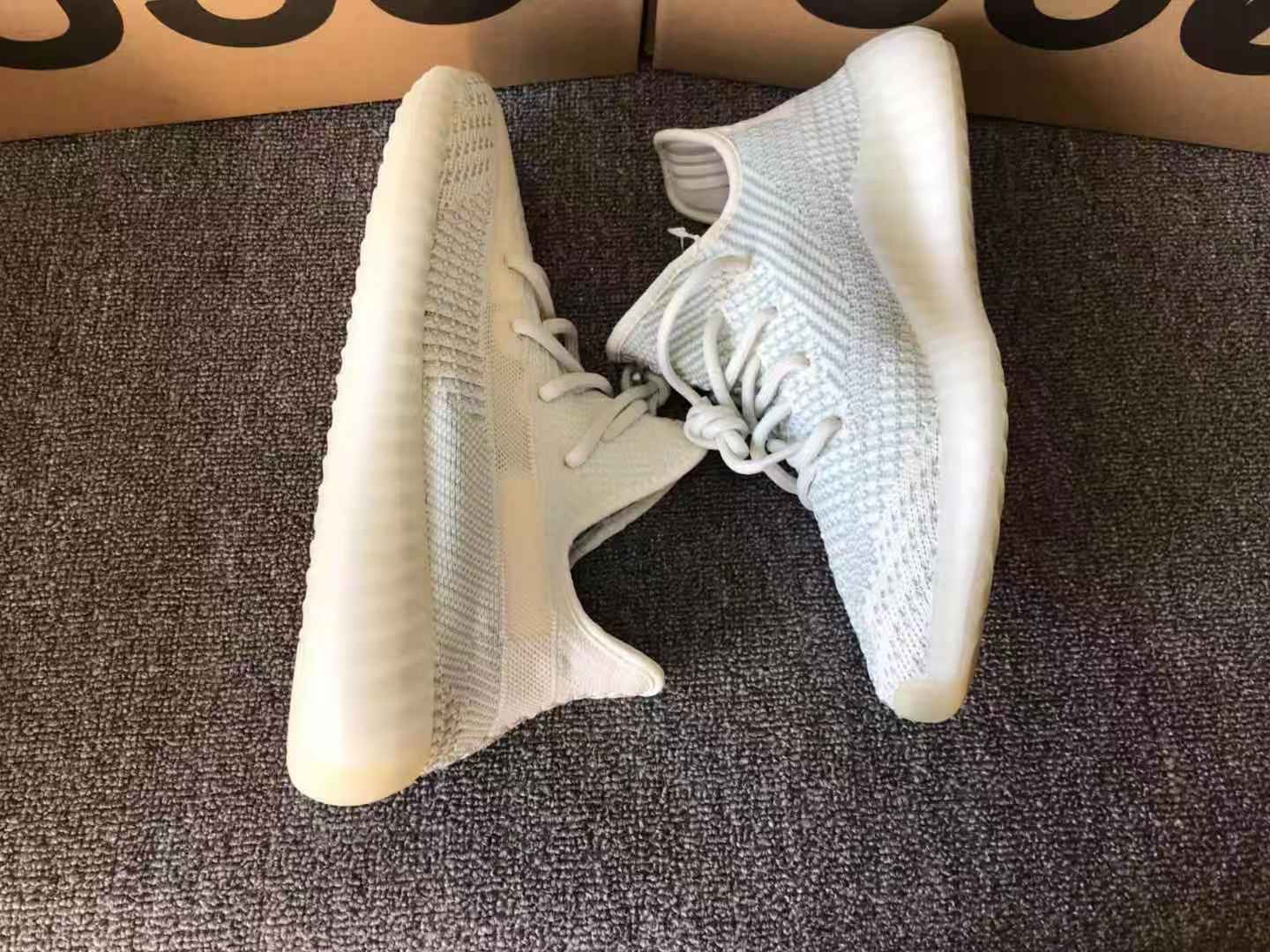 Yeezy 350 Cloud White