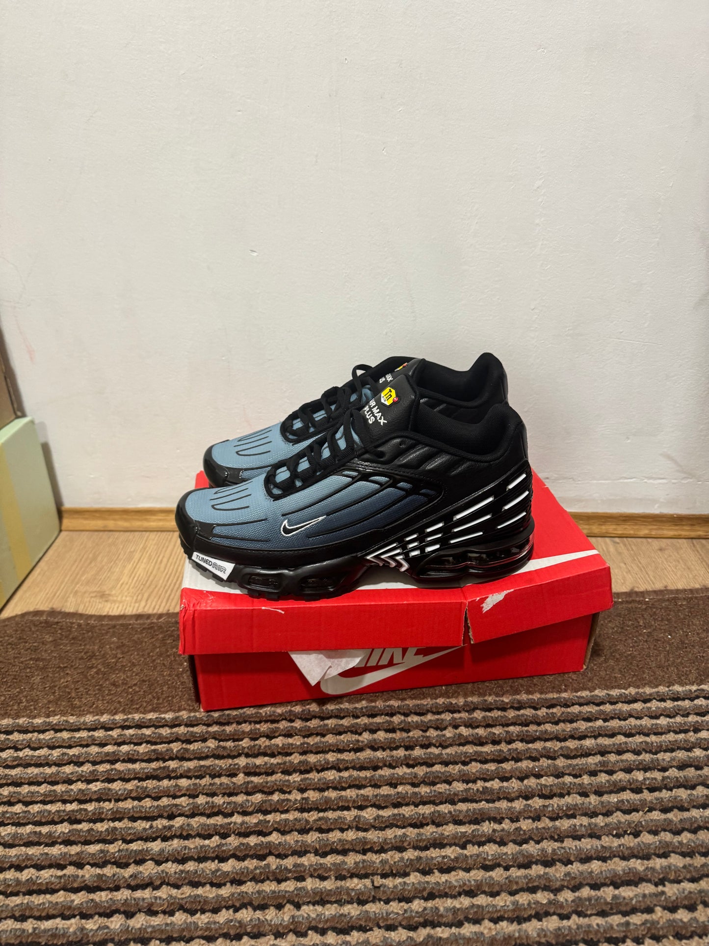 Nike Air max Plus 3 Broj 42(Odmah dostupno)