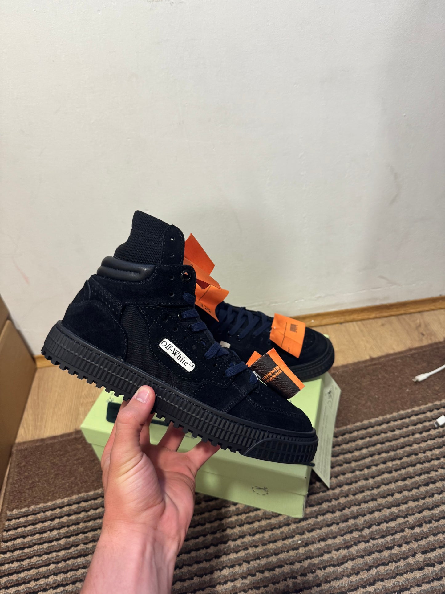 Off White Court Broj 41(Odmah dostupno)