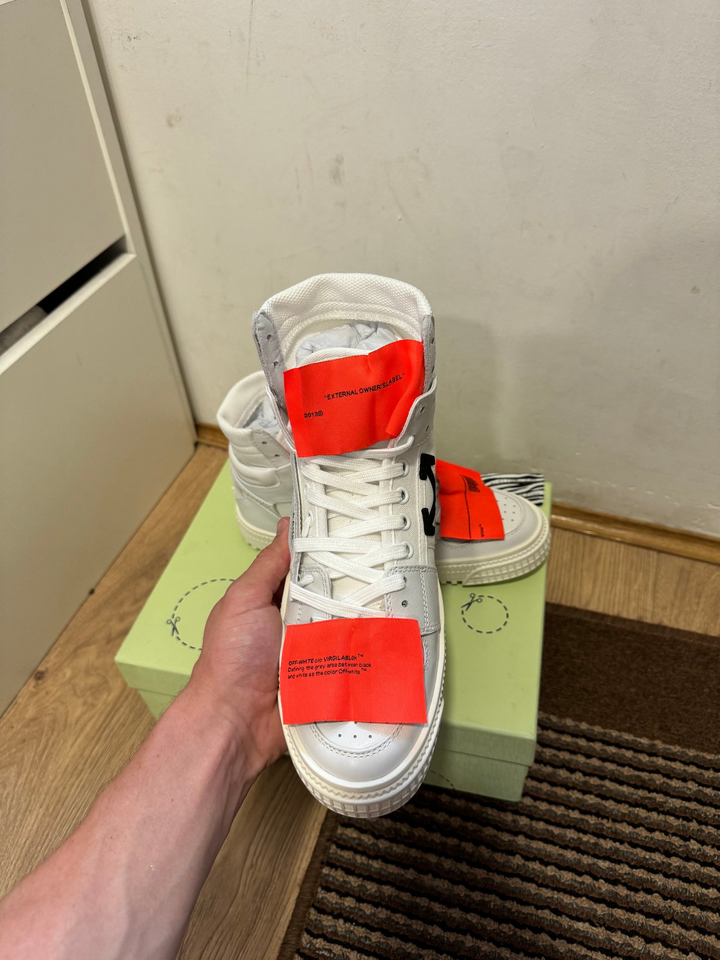 Off White Court Broj 39, 40 (Odmah dostupno)
