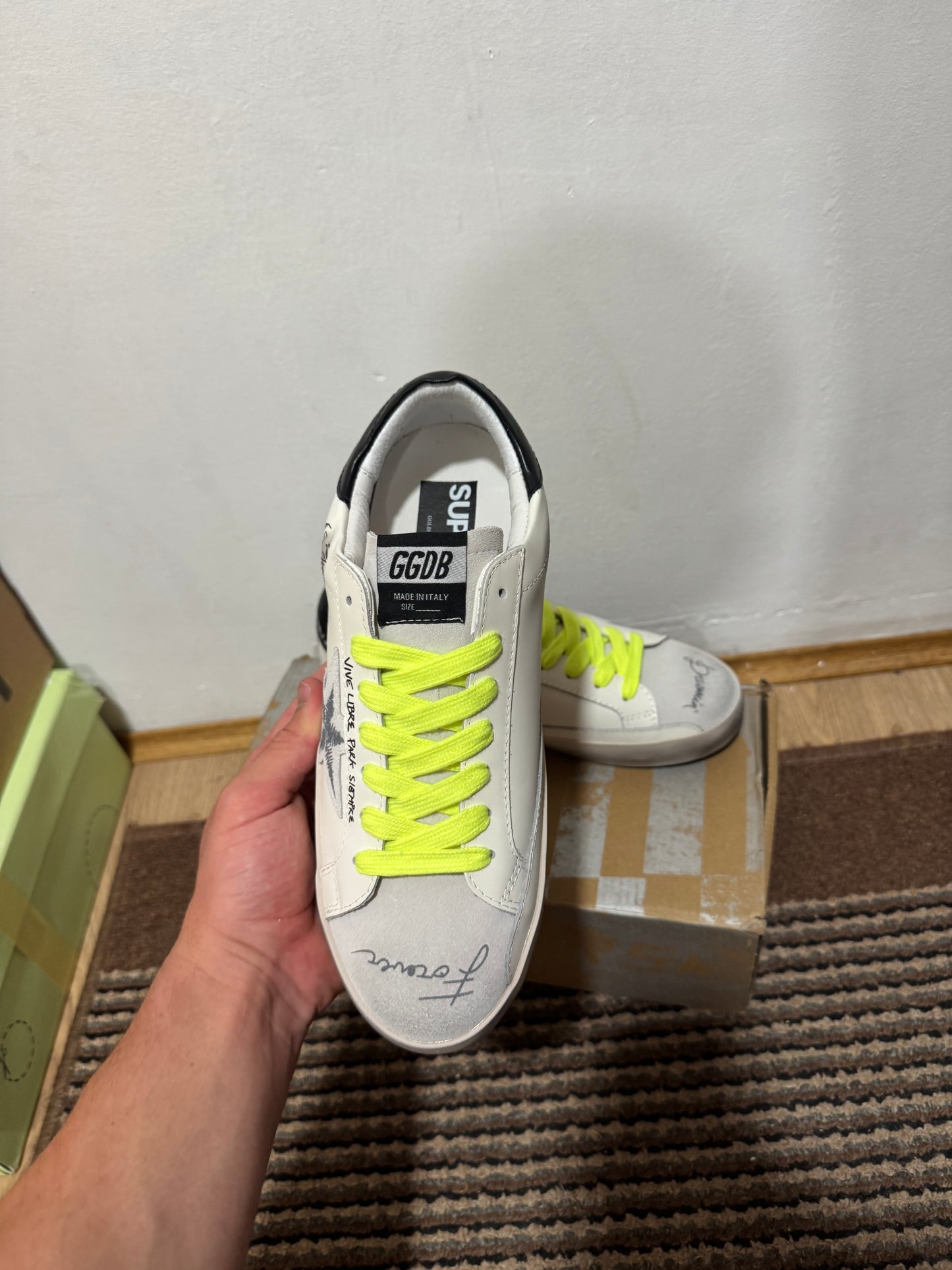 Golden Goose Broj 41(Odmah dostupno)