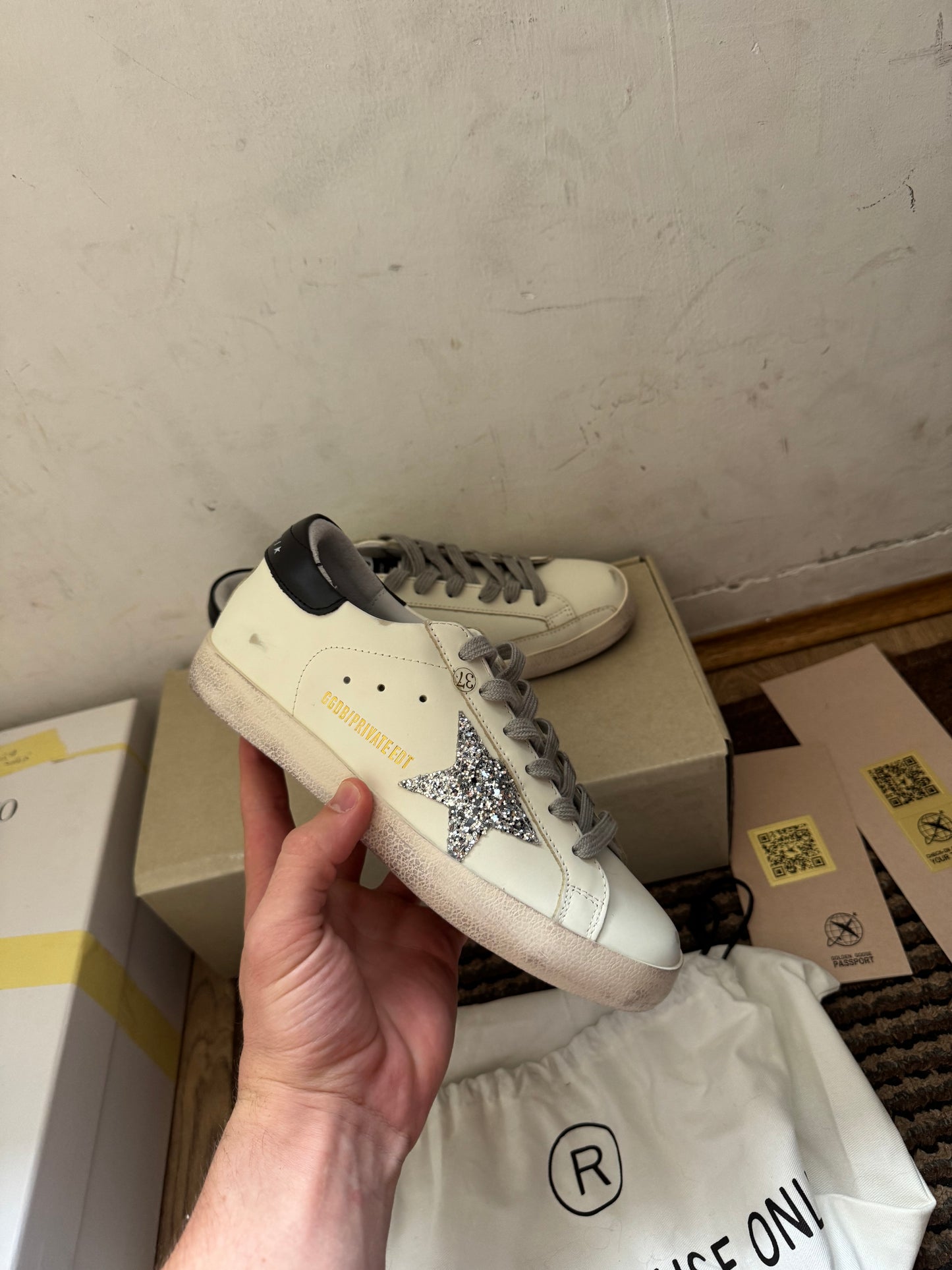 Golden Goose Broj 37(Odmah dostupno)