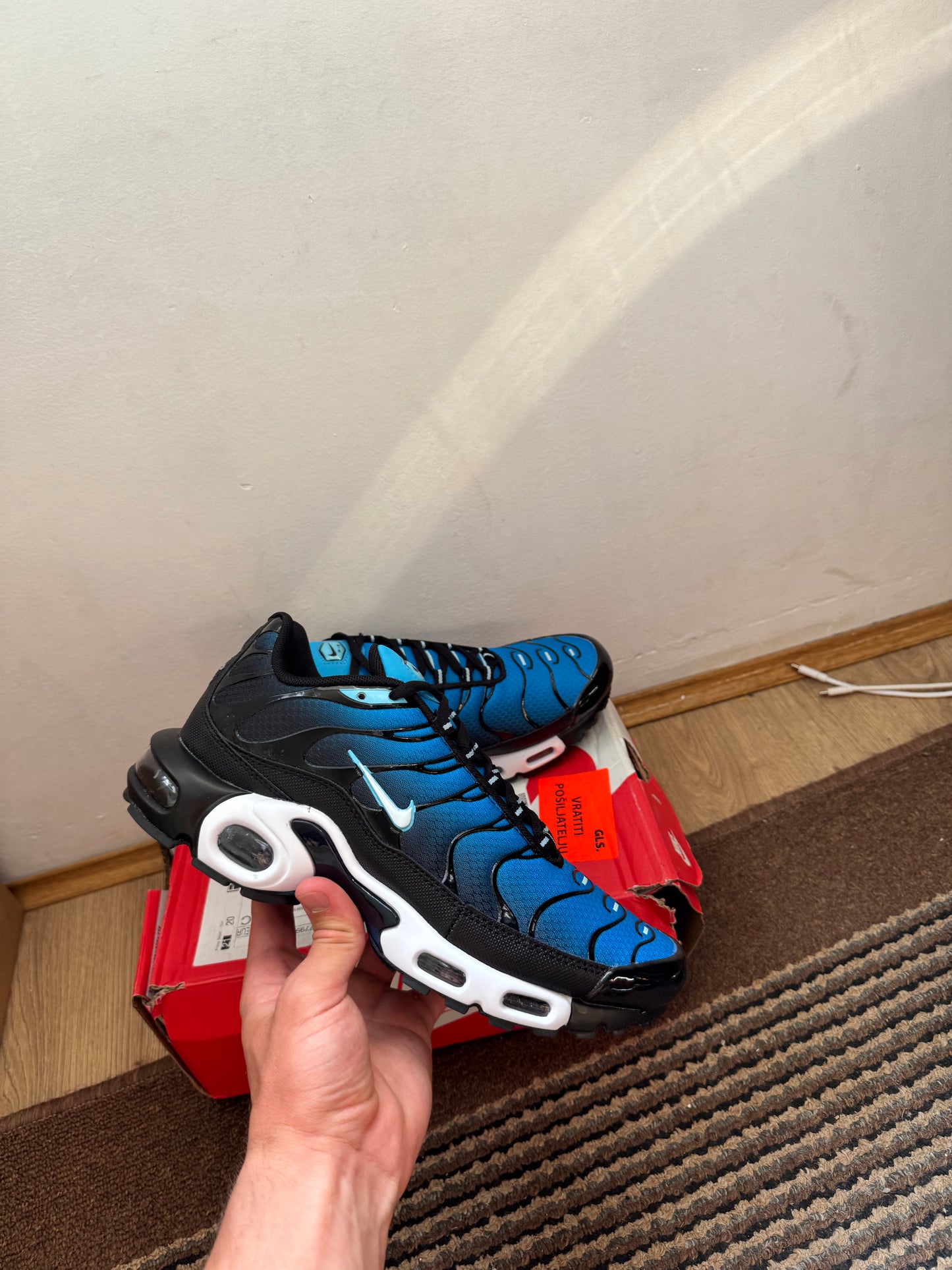 Nike Air max Broj 42(Odmah dostupno)
