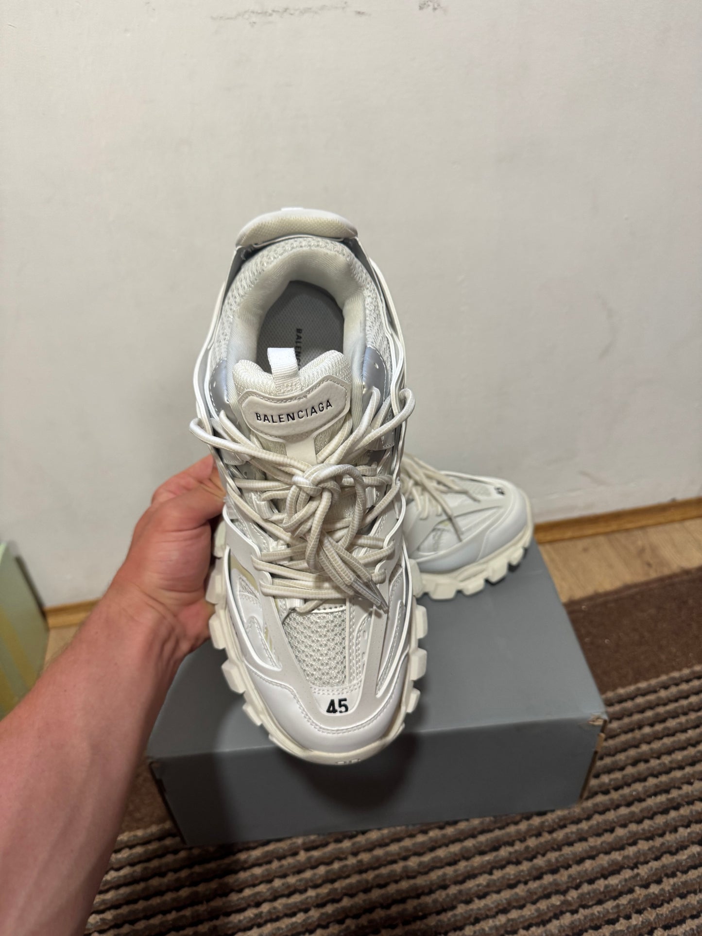 Balenciaga Tracks Broj 45(Odmah dostupno)