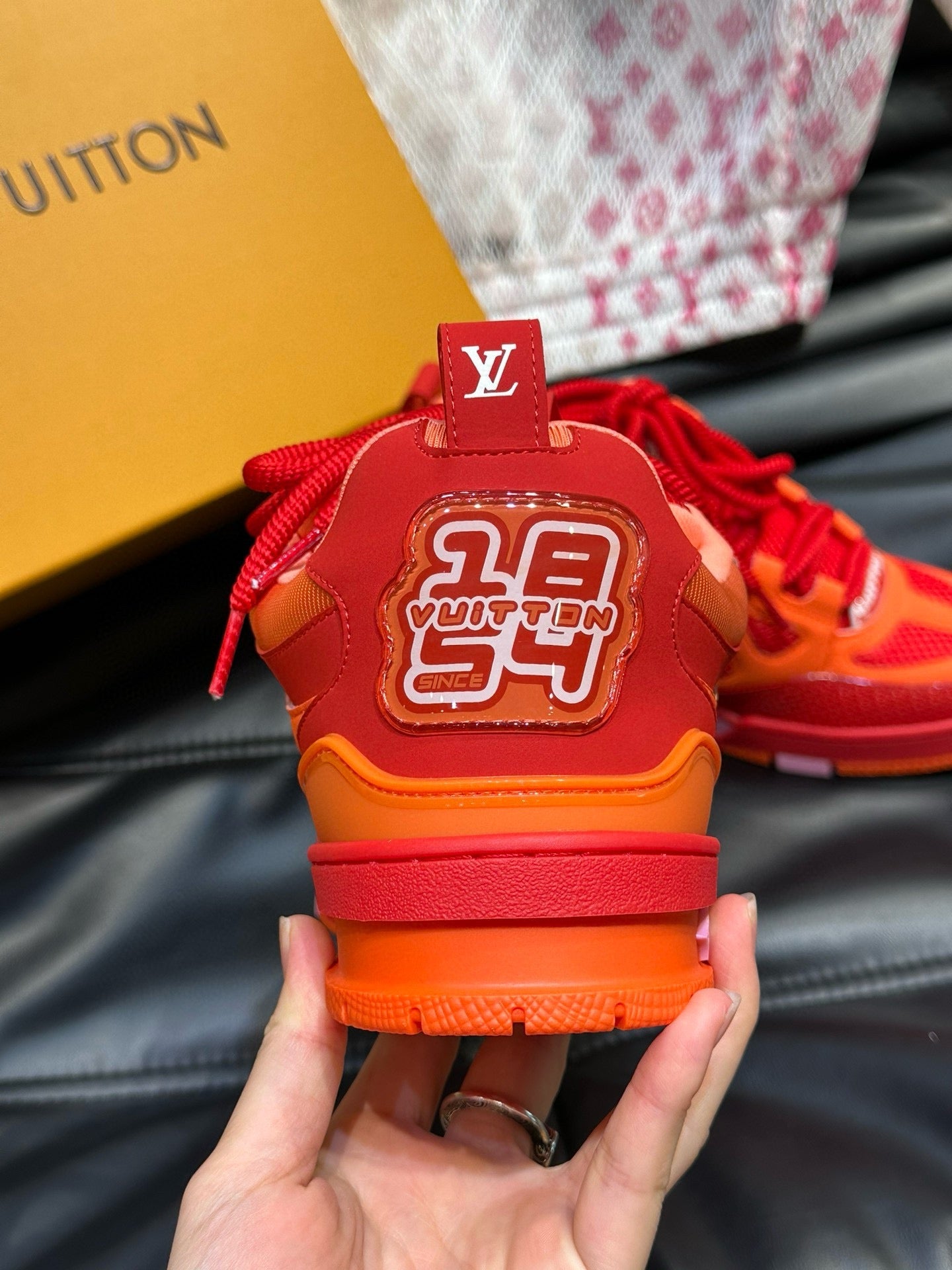 LV Skate