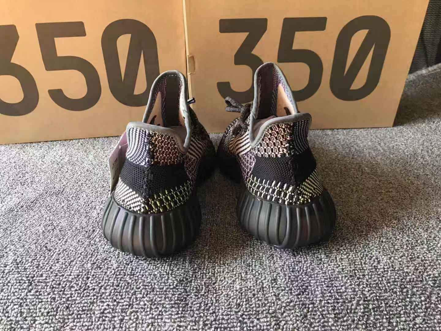 Yeezy 350 Yecheil