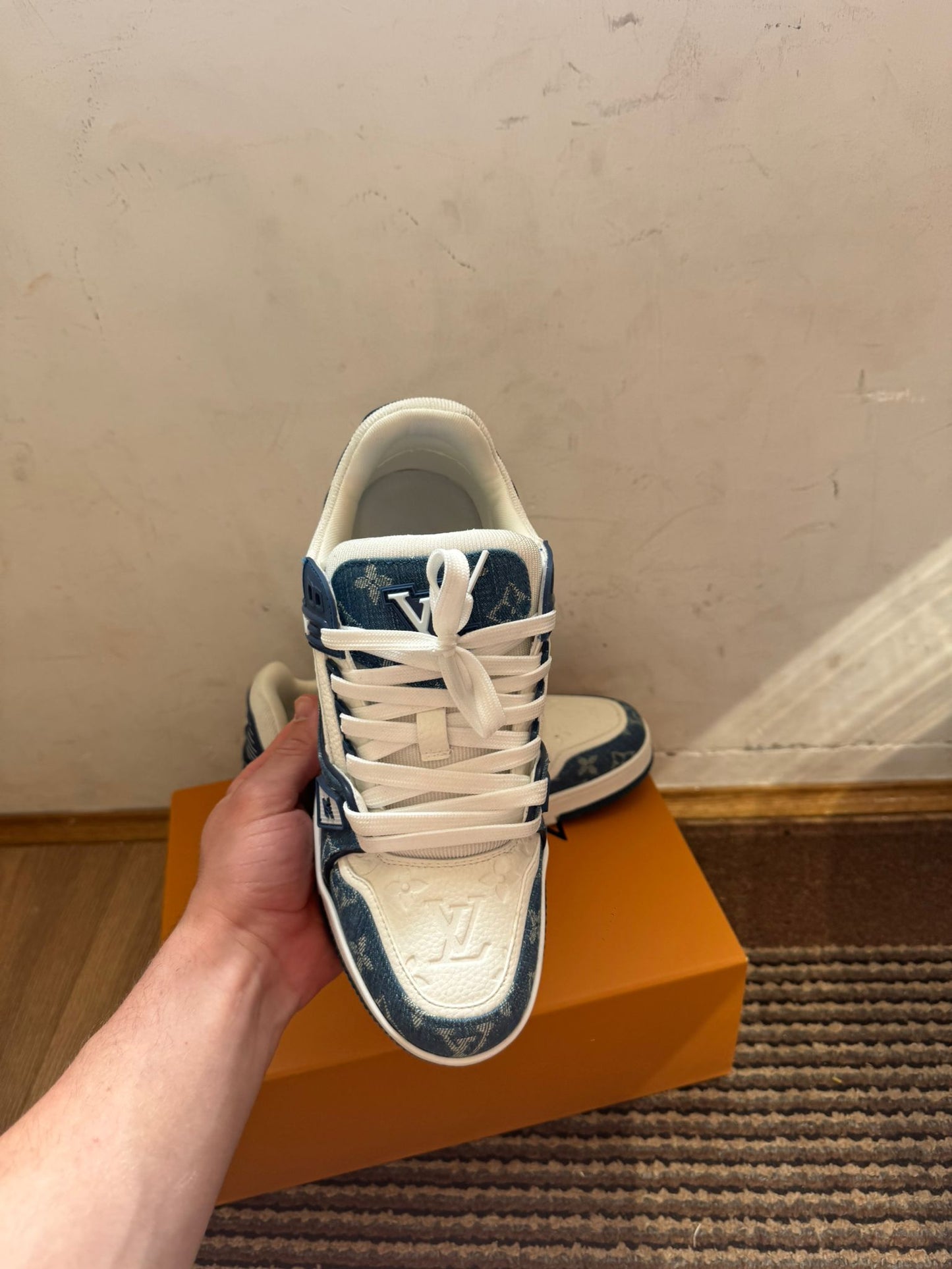 Lv Trainer Broj 42(Odmah dostupno)