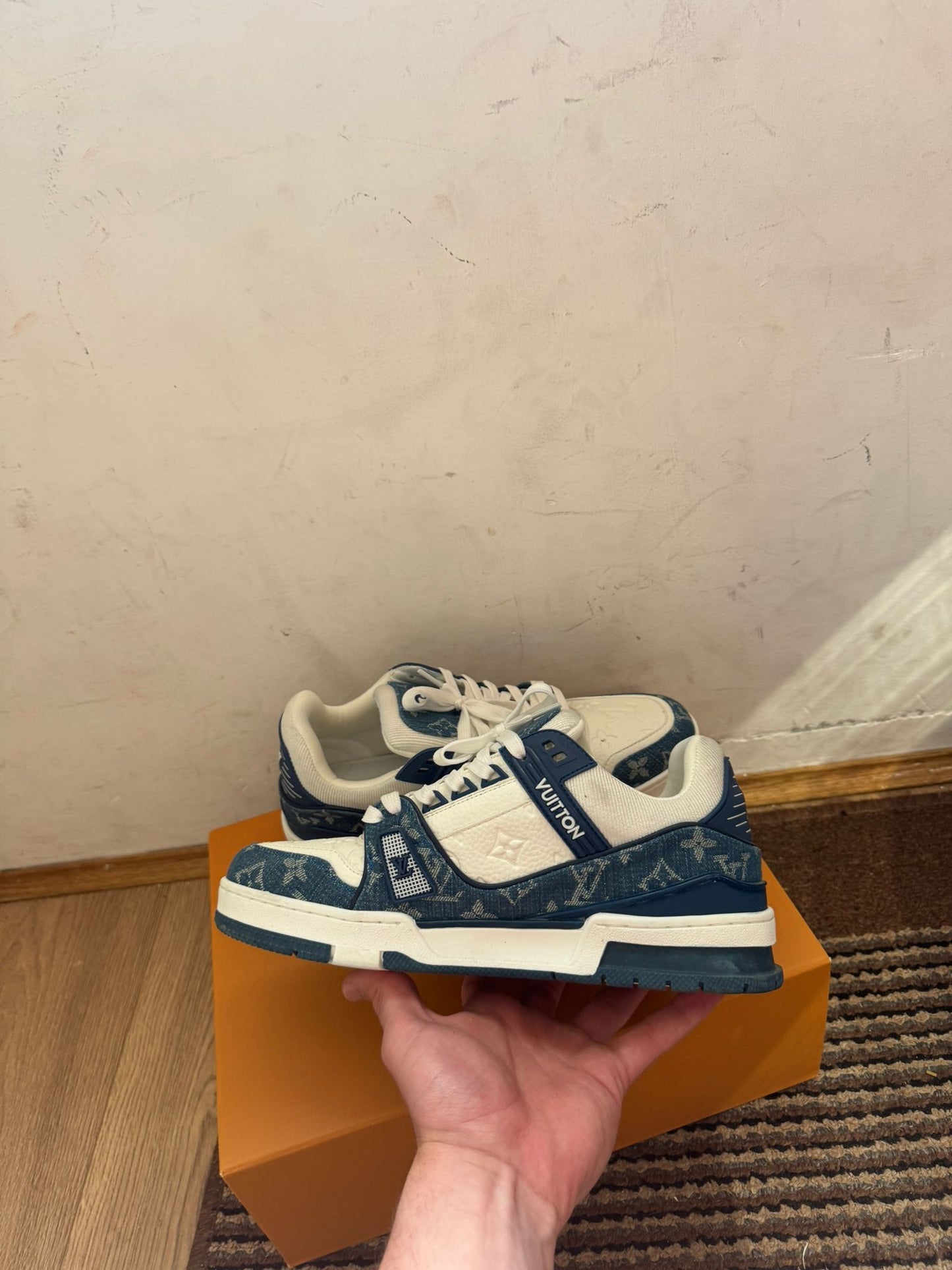Lv Trainer Broj 42(Odmah dostupno)