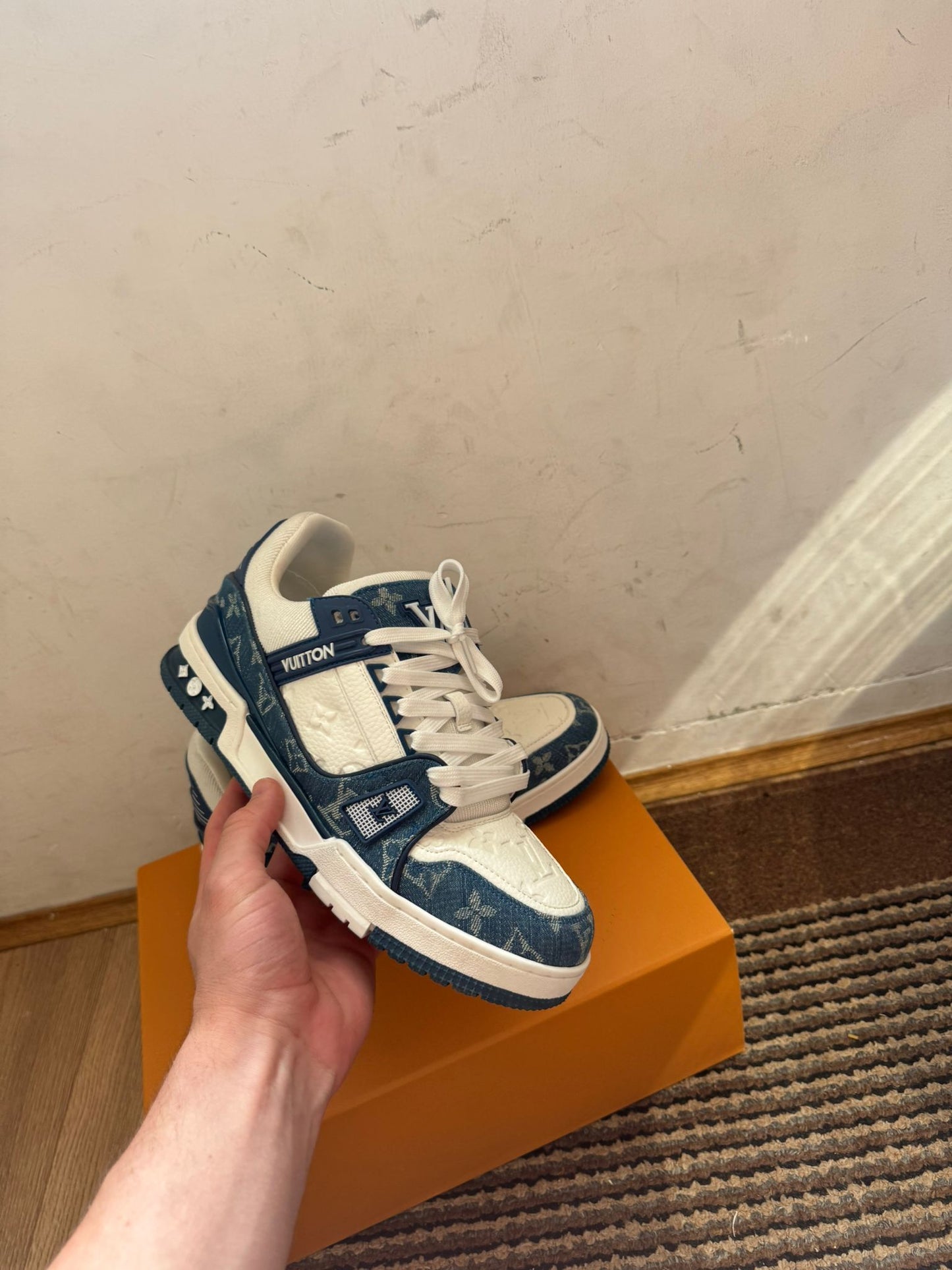 Lv Trainer Broj 42(Odmah dostupno)