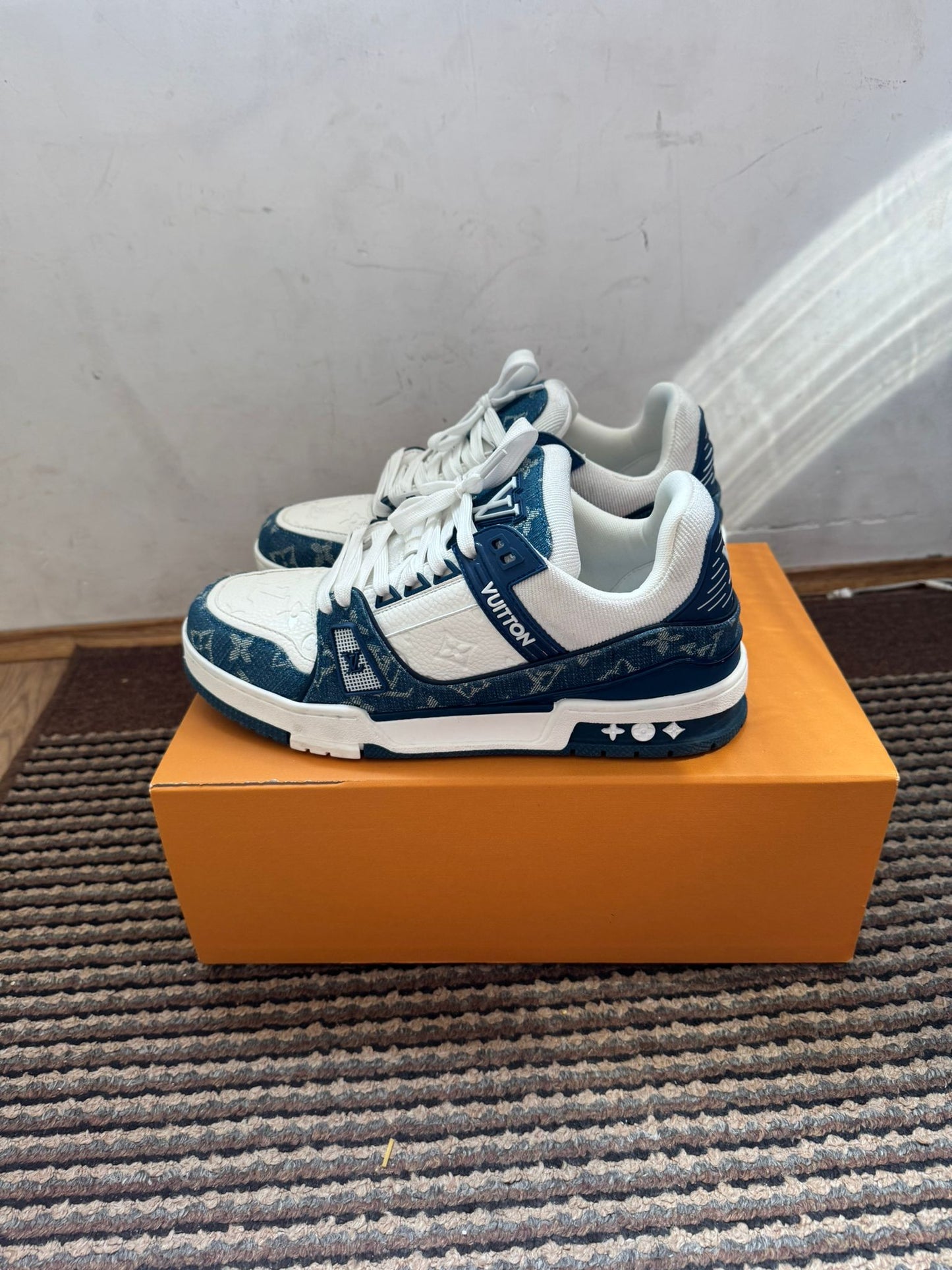 Lv Trainer Broj 42(Odmah dostupno)