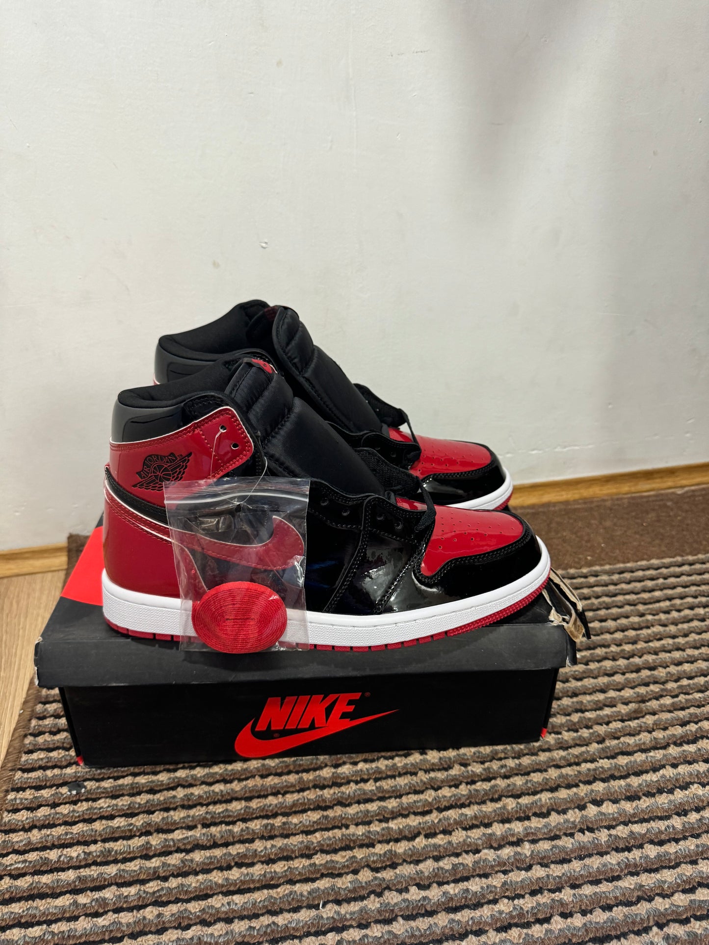 Jordan 1 Patent Bred Broj 45 (Odmah dostupno)