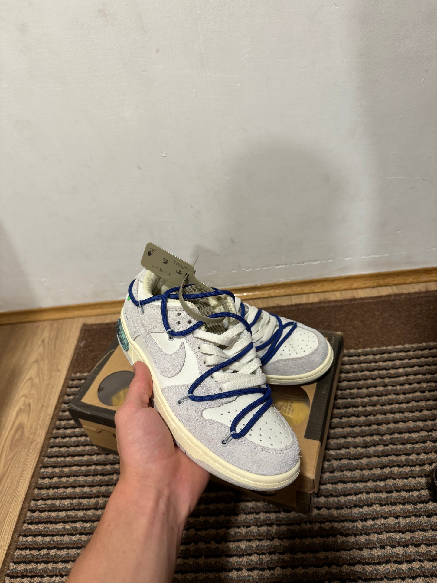 Off White dunk Lot 32 Broj 39 (Odmah dostupno)