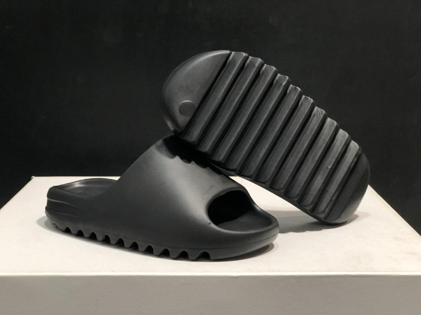 Yeezy Slide Onyx