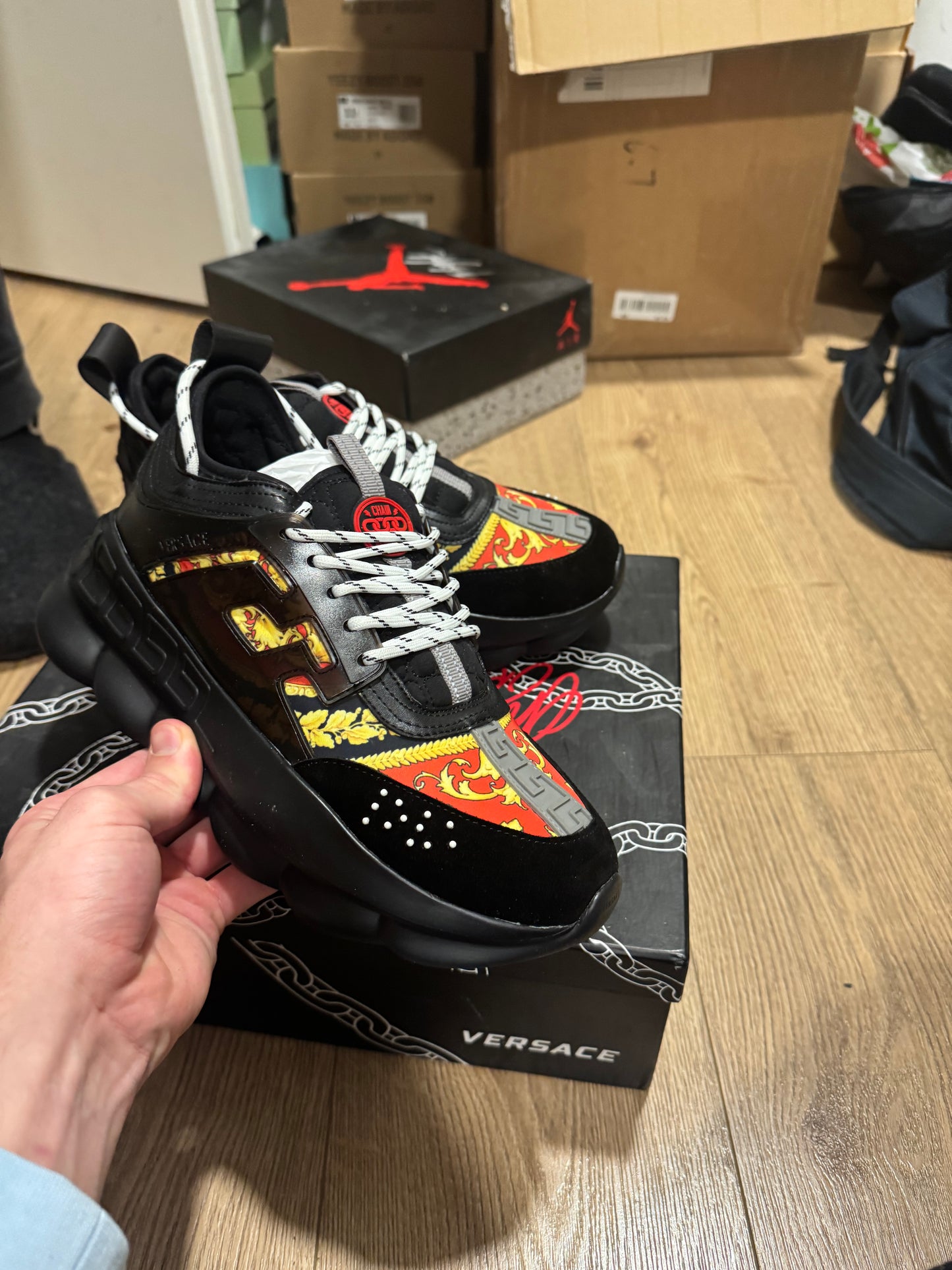 Versace Broj 42(Odmah dostupno)