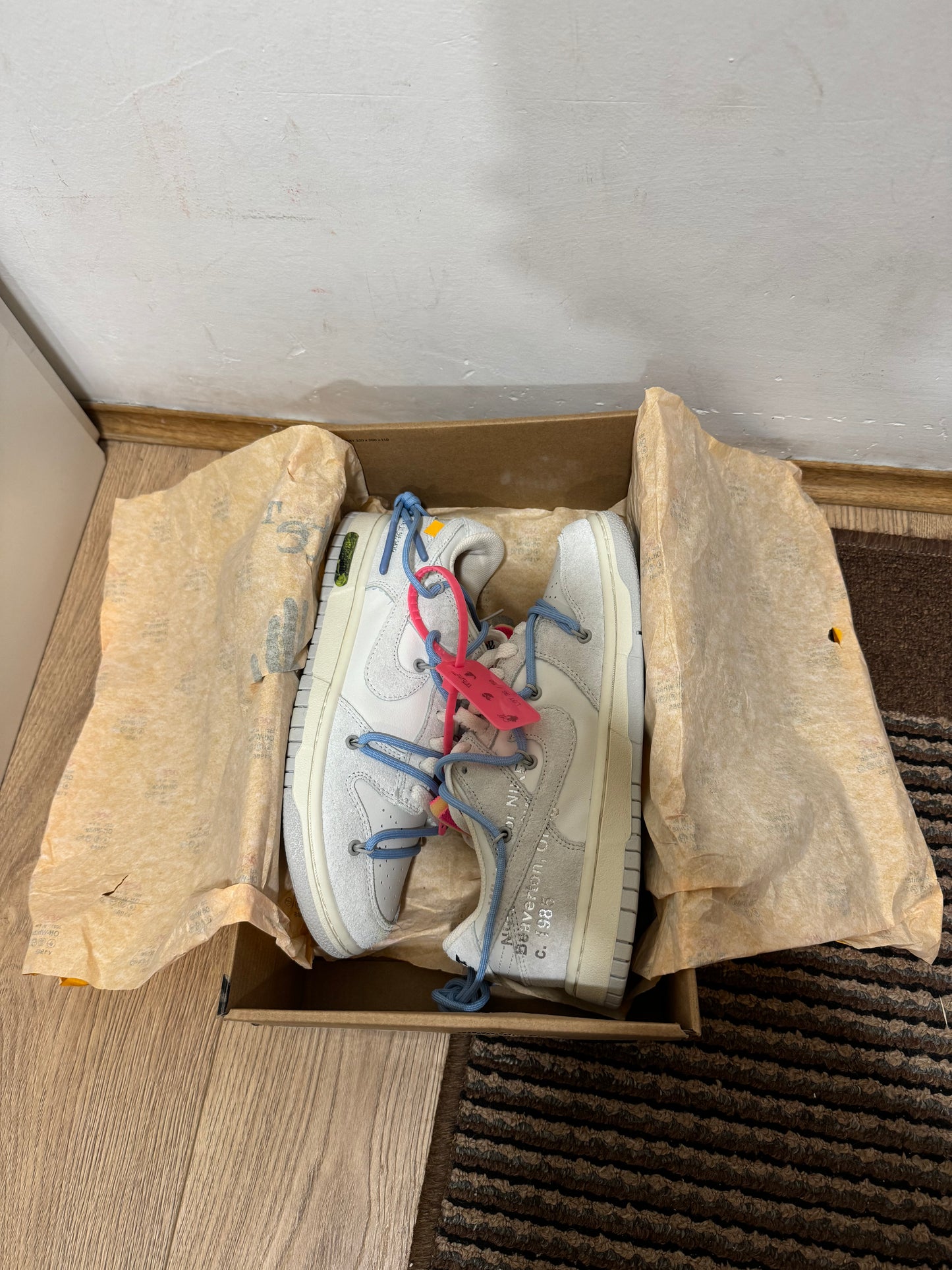 Off White dunk Lot 38 Broj 39, 40(Odmah dostupno)