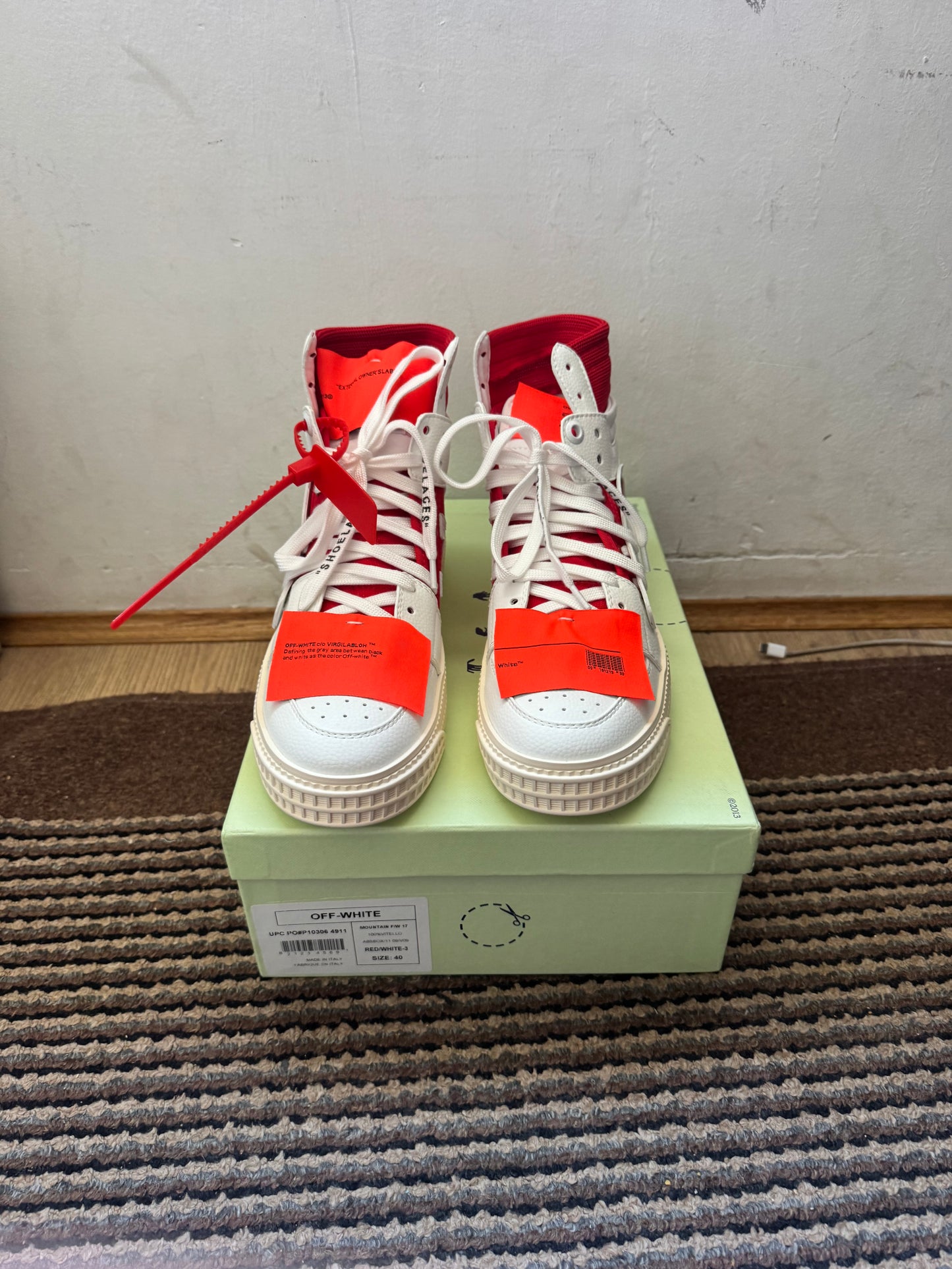 Off White Court Broj 40(Odmah dostupno)