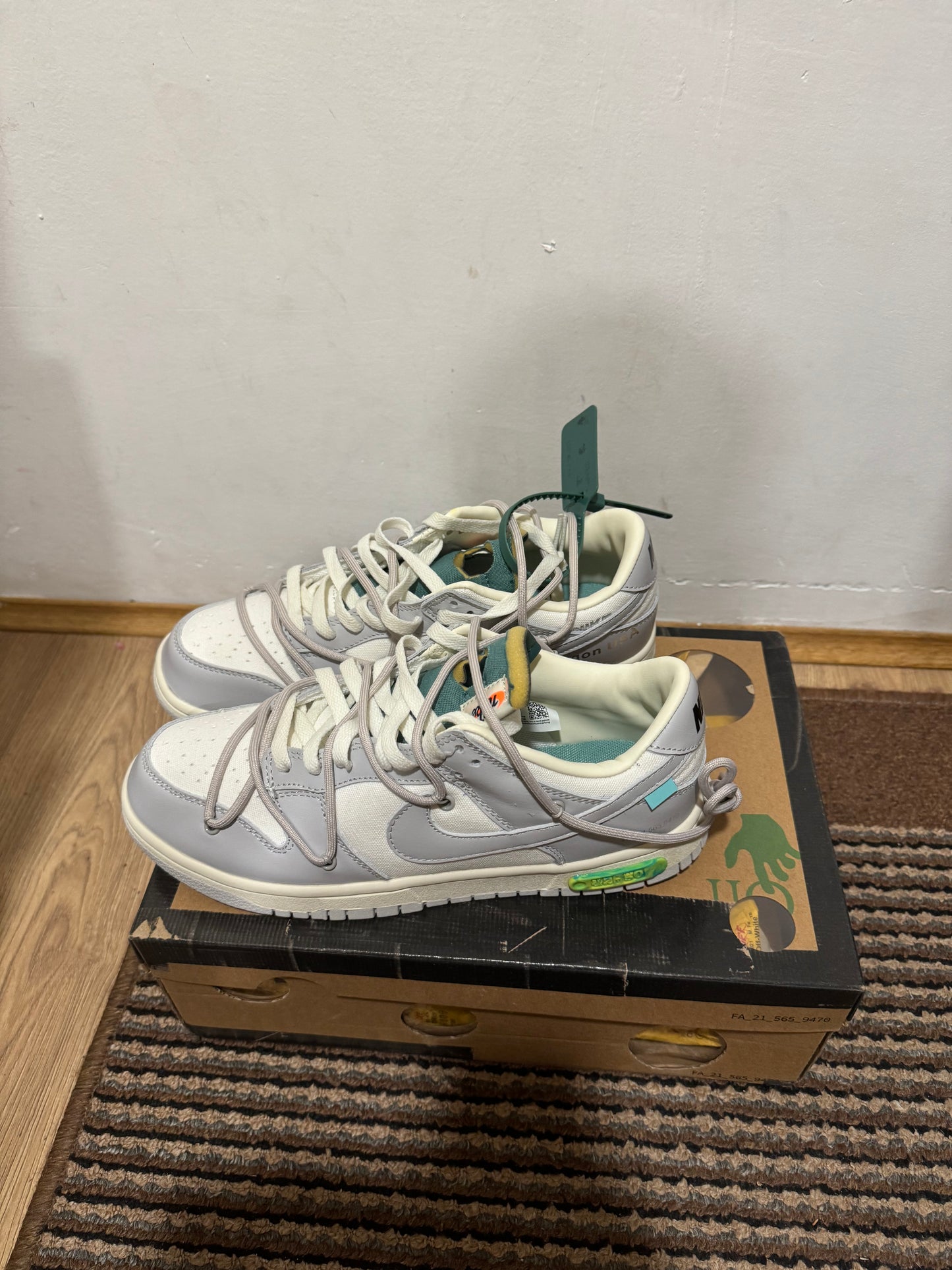 Off White dunk Lot 42 Broj 39, 43(Odmah dostupno)