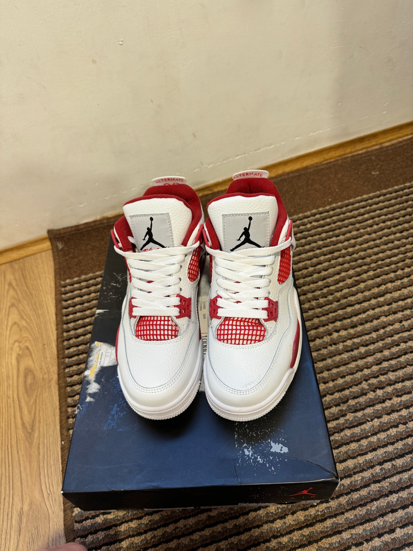 Jordan 4 Alternate Broj 39 (Odmah dostupne)