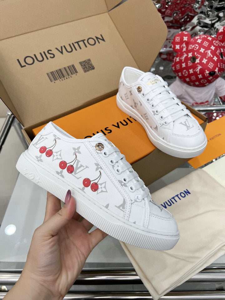 Louis Vuitton sneaker