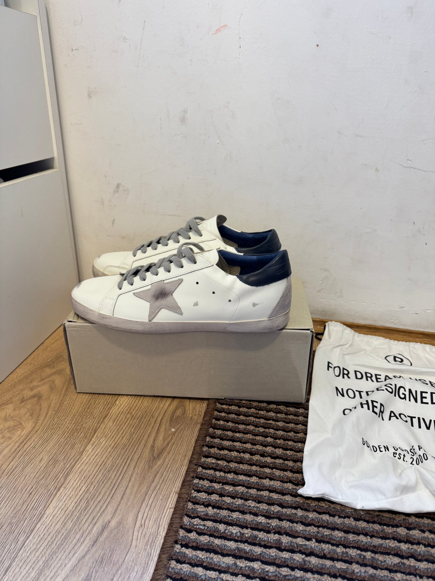 Golden Goose Broj 46(Odmah dostupno)