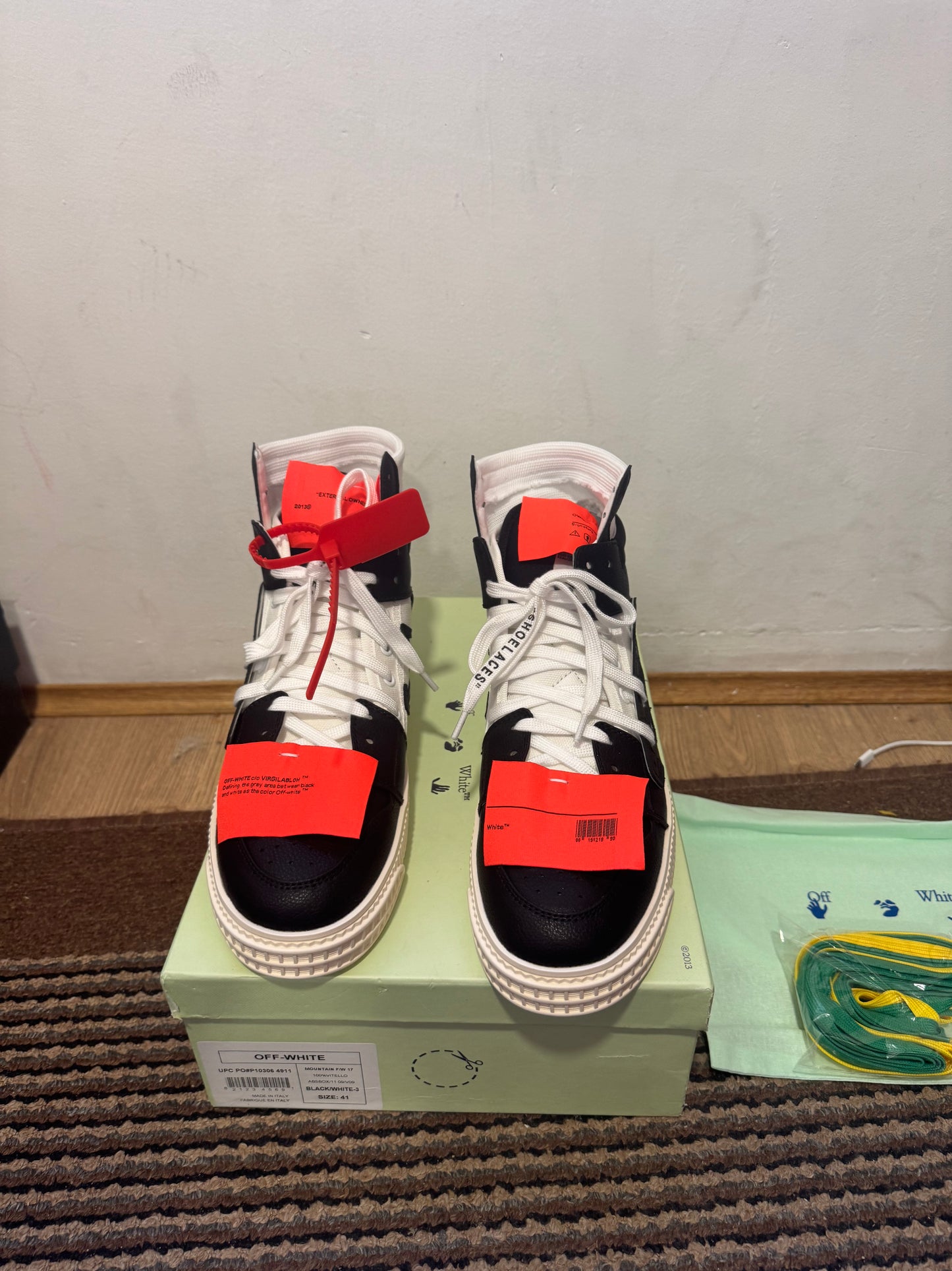 Off White Court Broj 41(Odmah dostupno)