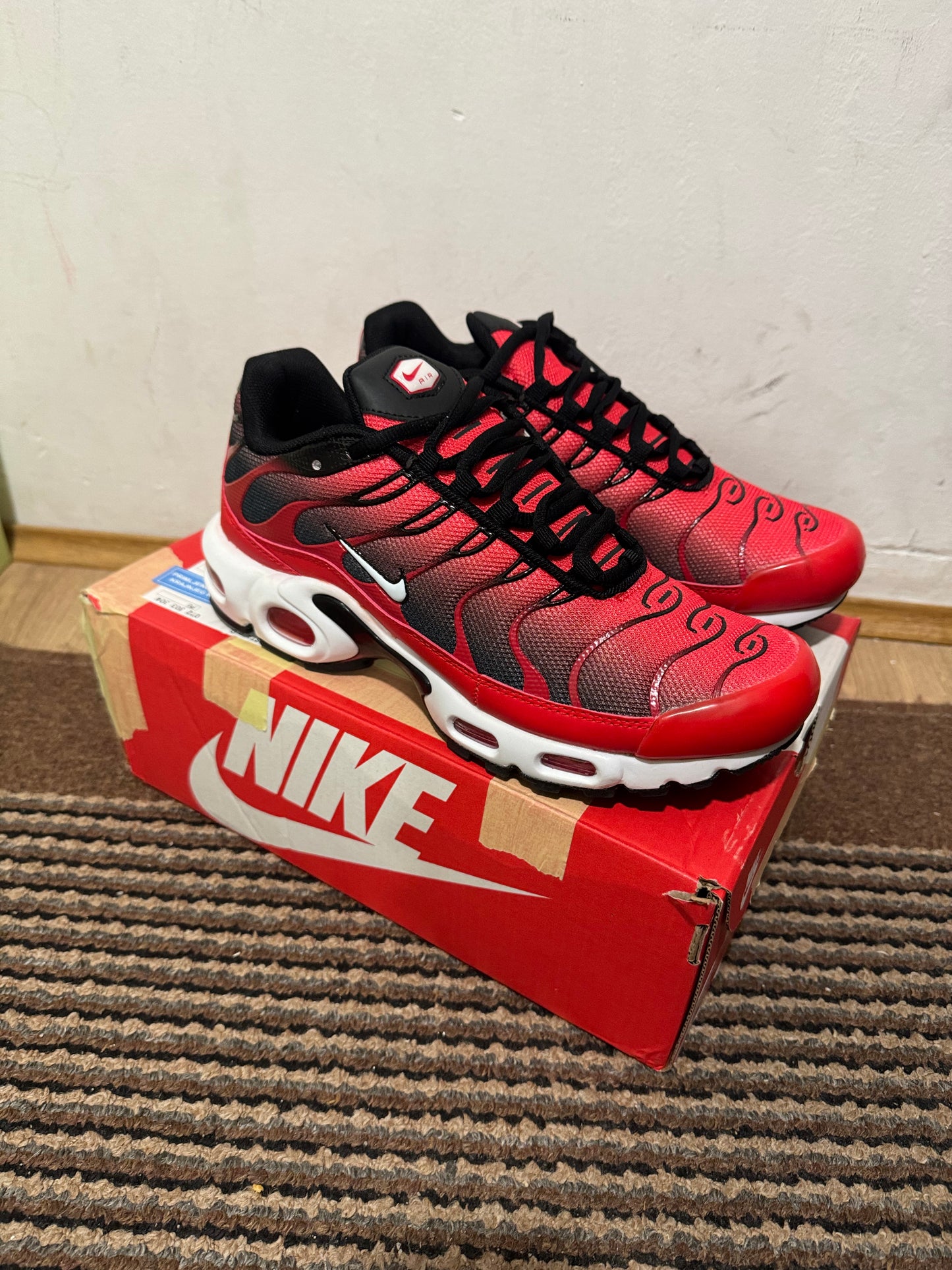 Nike Air max Plus Broj 42(Odmah dostupno)