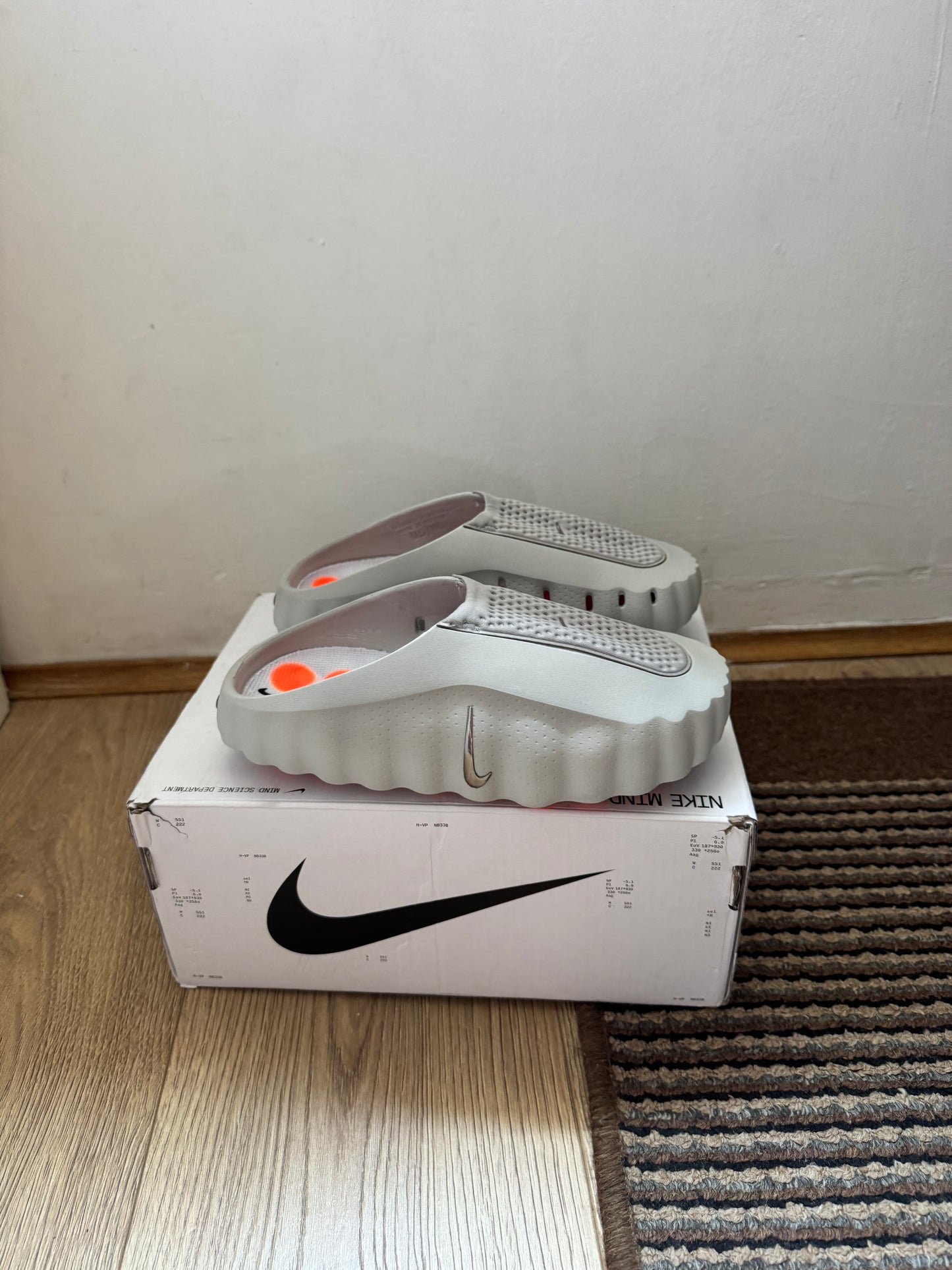 Nike Mind Broj 38(Odmah dostupno)