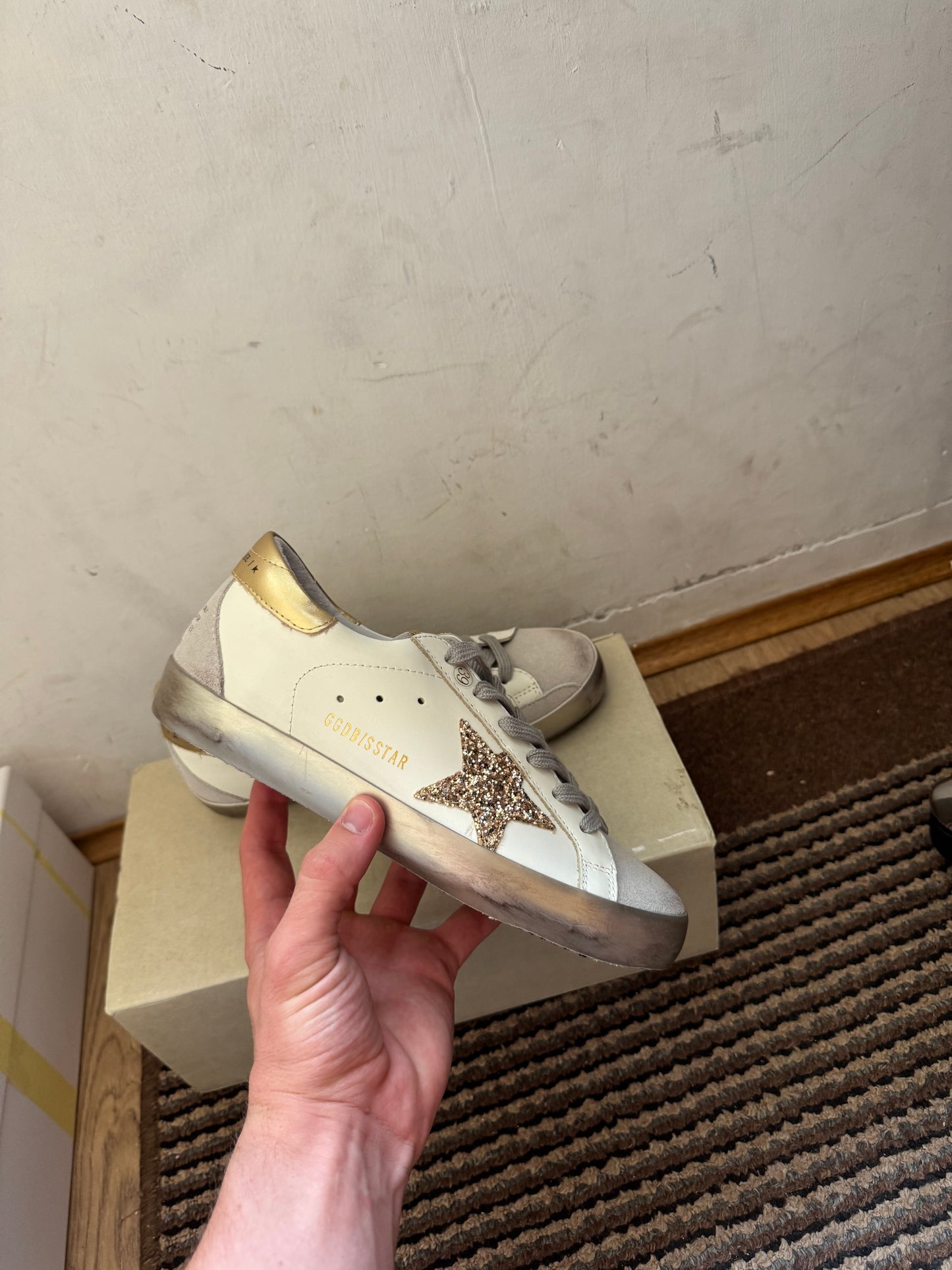 Golden Goose Broj 41(Odmah dostupno)