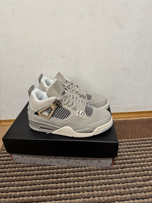 Jordan 4 Frozen Moment Broj 37.5,39 (Odmah dostupno)