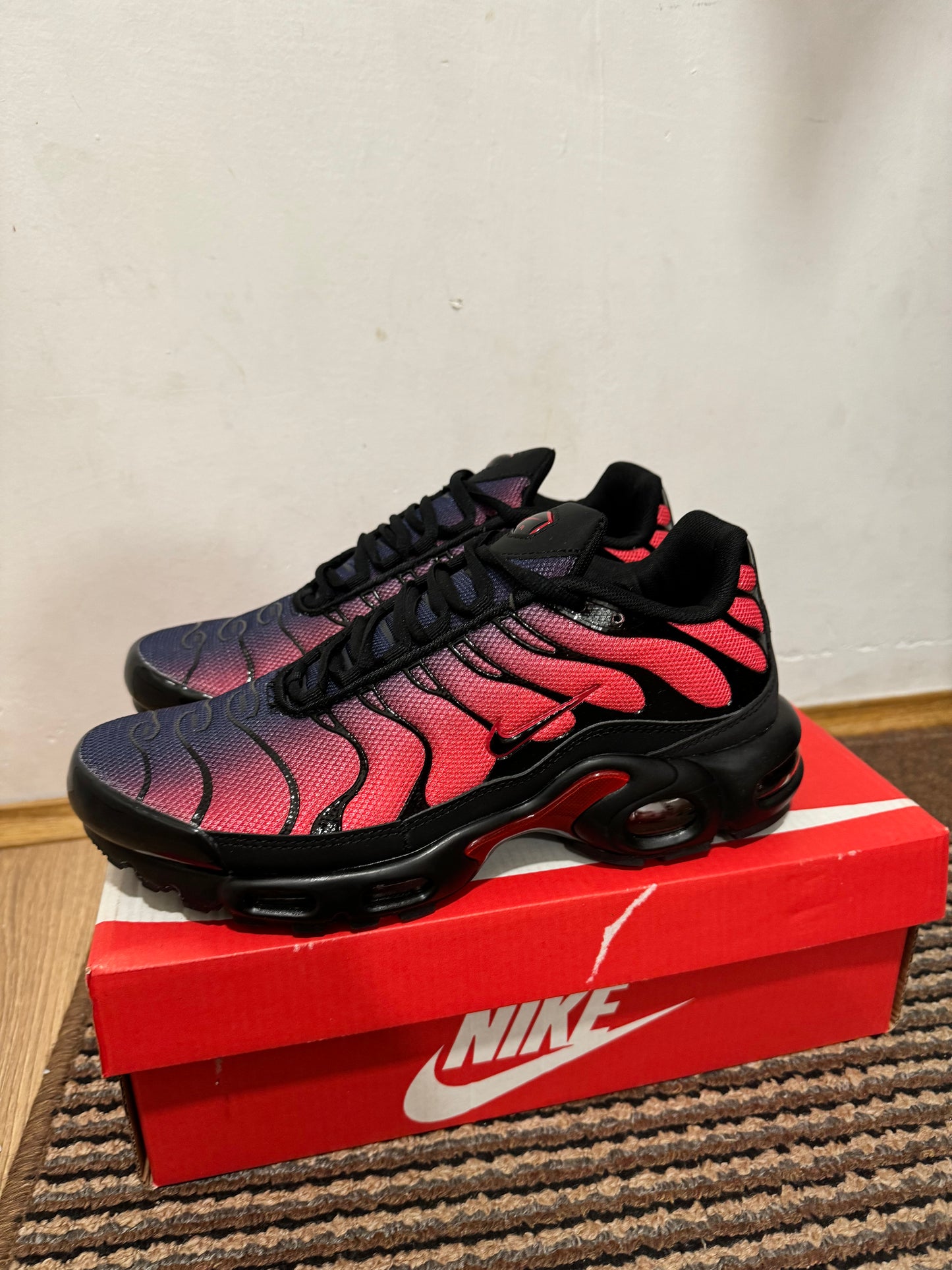 Nike Air max Plus Broj 42(Odmah dostupno)