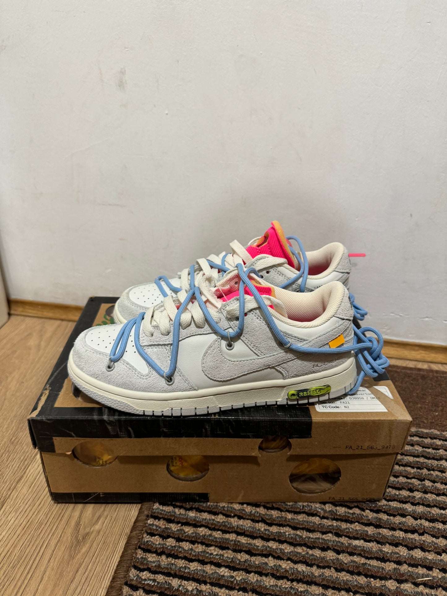 Off White dunk Lot 38 Broj 39, 40(Odmah dostupno)