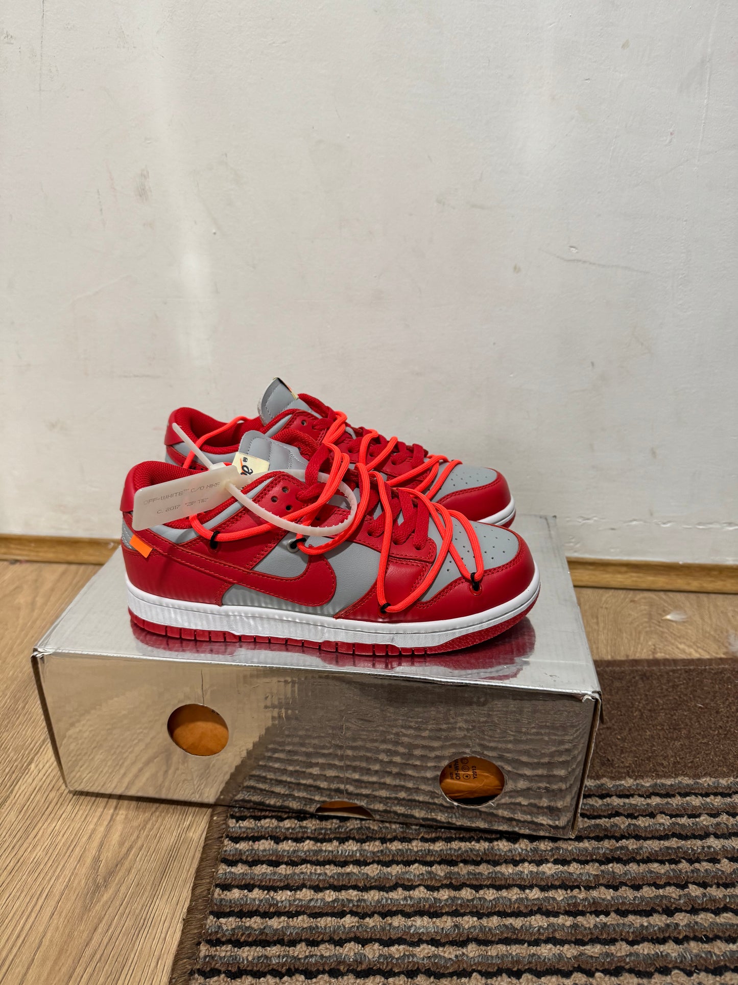 Off White dunk Broj 38(Odmah dostupno)