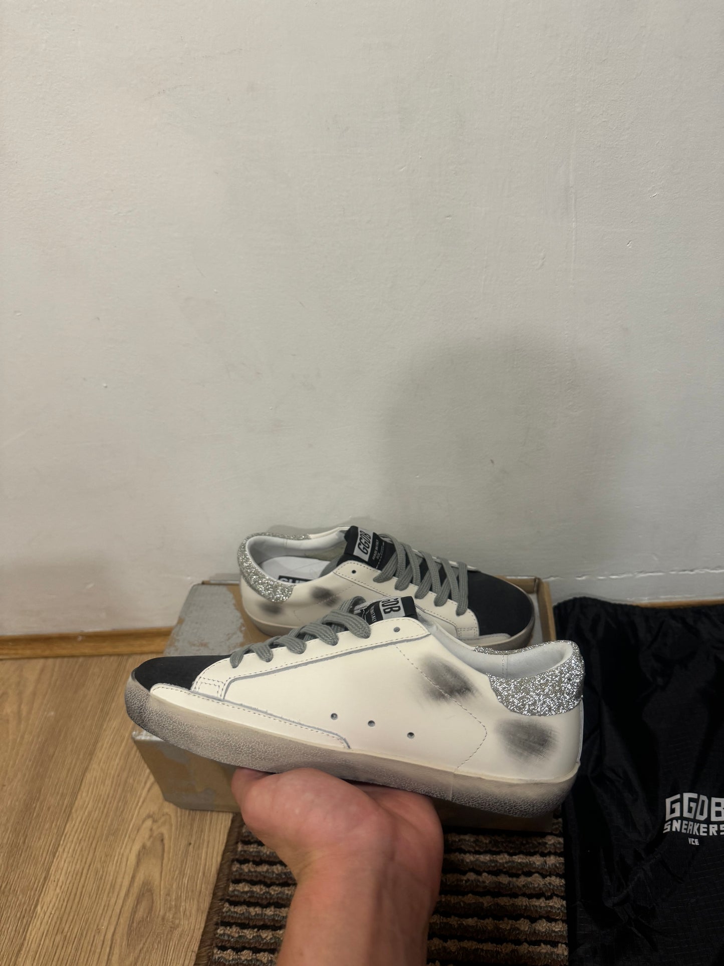 Golden Goose Broj 38(Odmah dostupno)