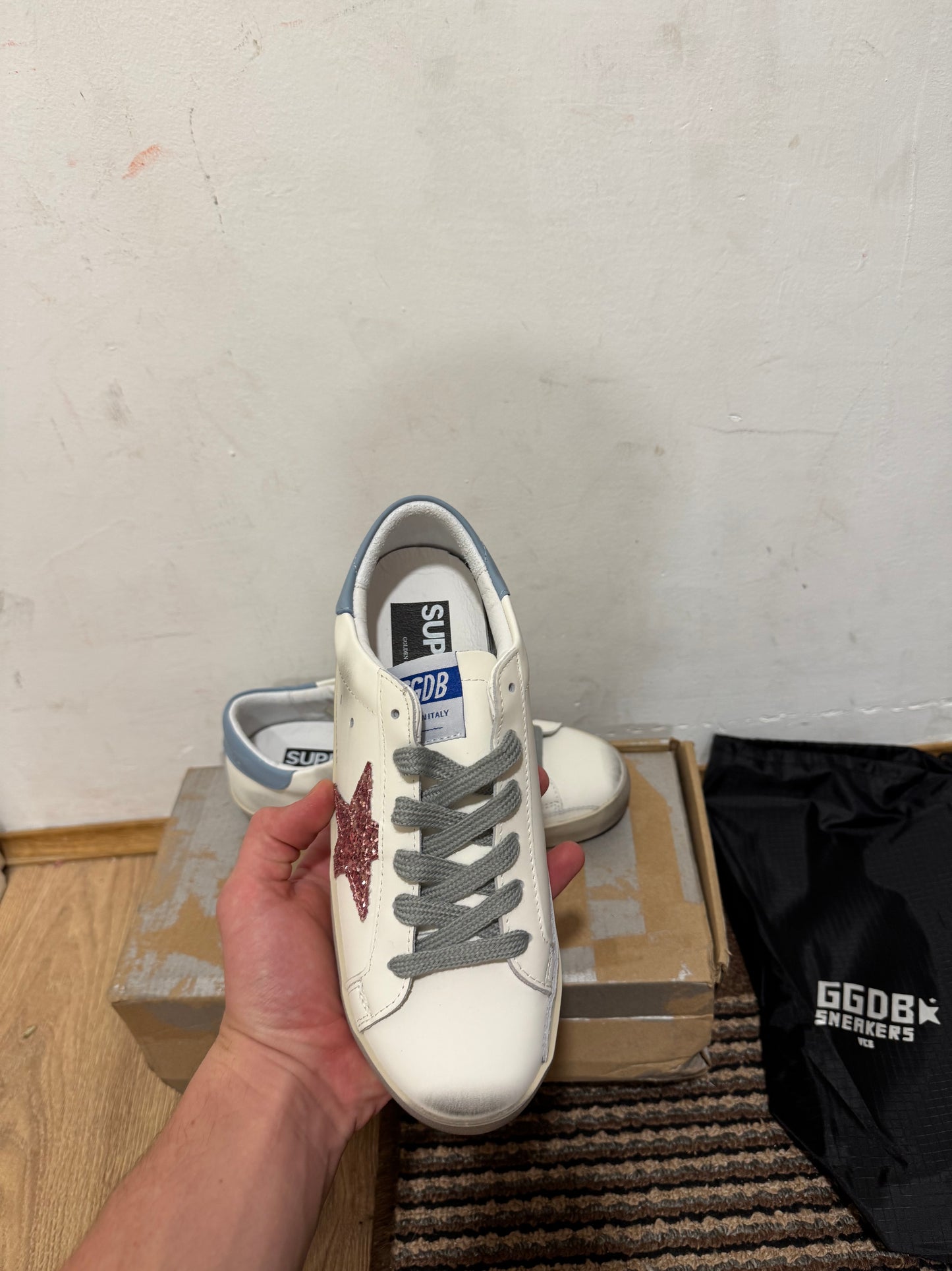 Golden Goose Broj 37 (Odmah dostupno)