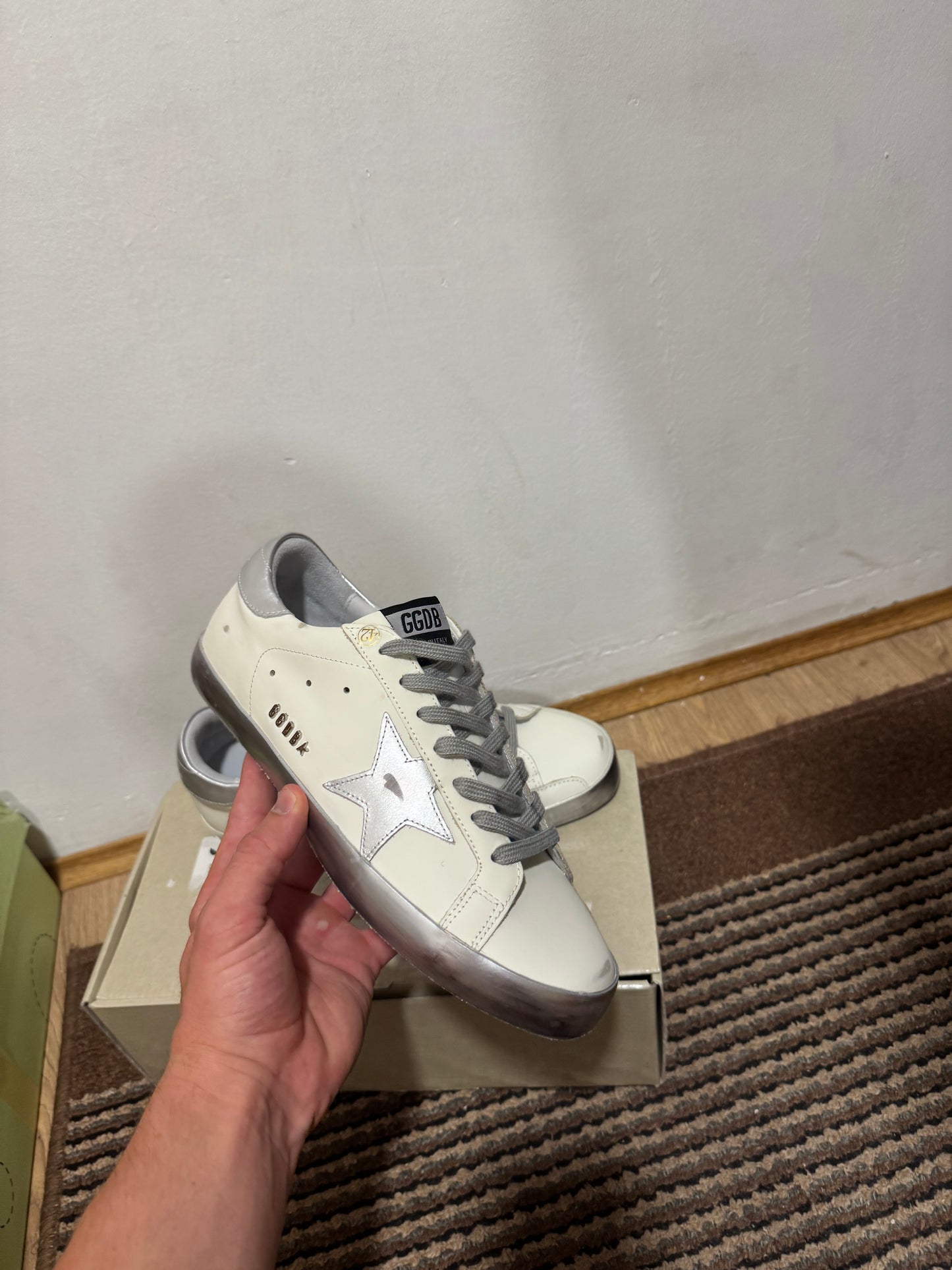 Golden Goose Broj 42(Odmah dostupno)