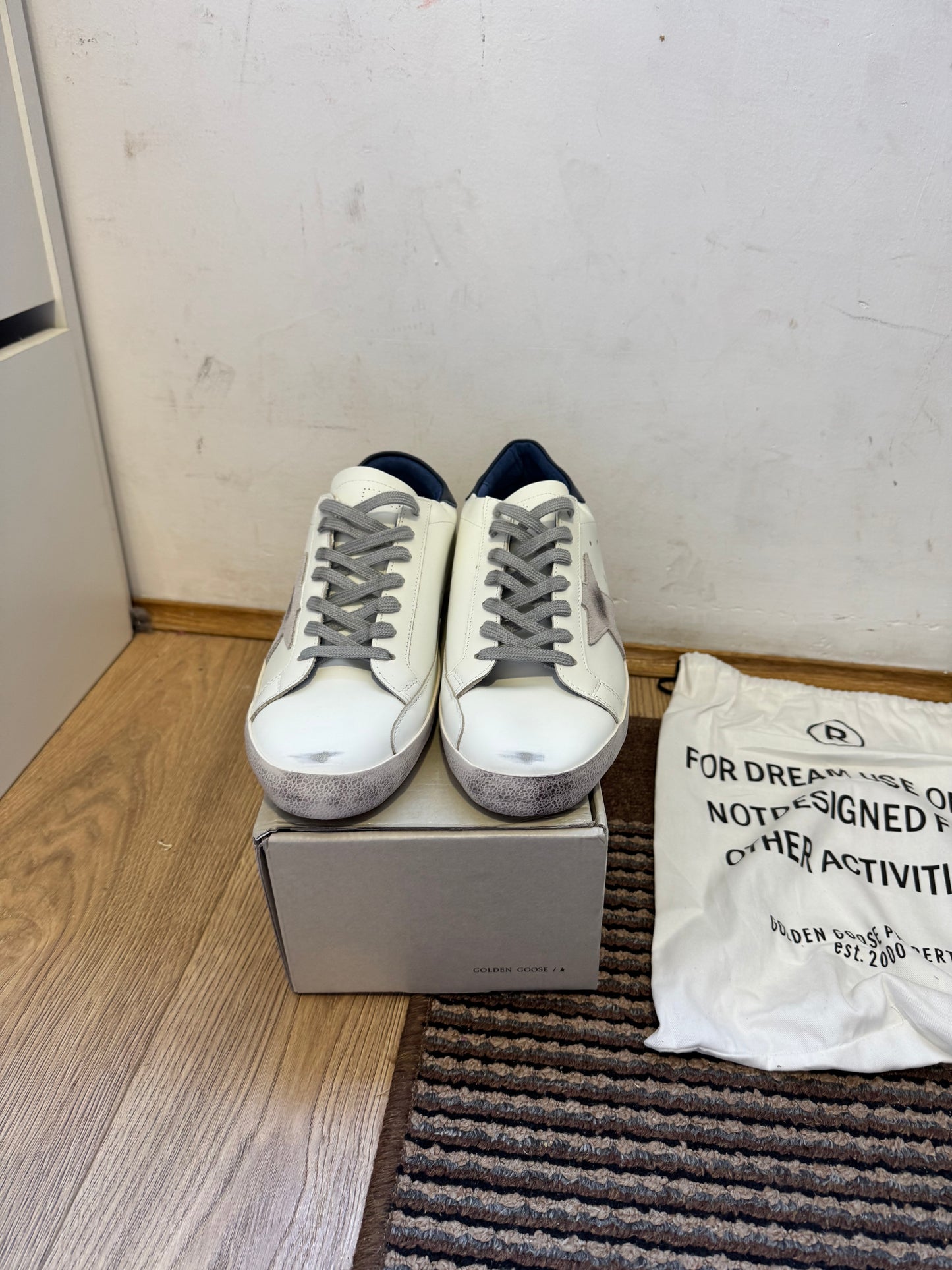 Golden Goose Broj 46(Odmah dostupno)