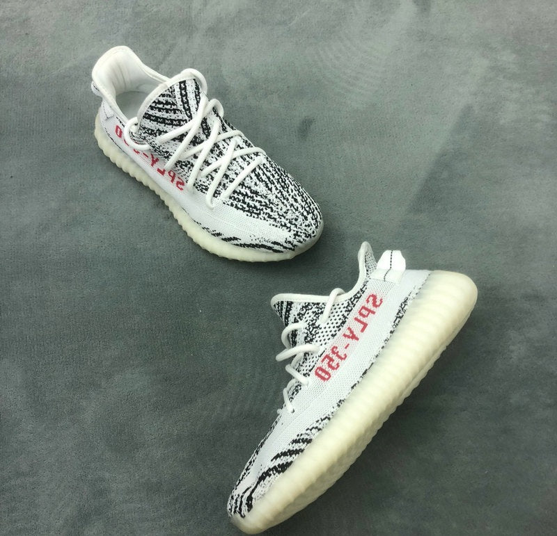 Yeezy 350 Zebra