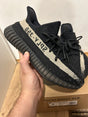 Yeezy 350 Oreo Broj 41(Odmah dostupno)