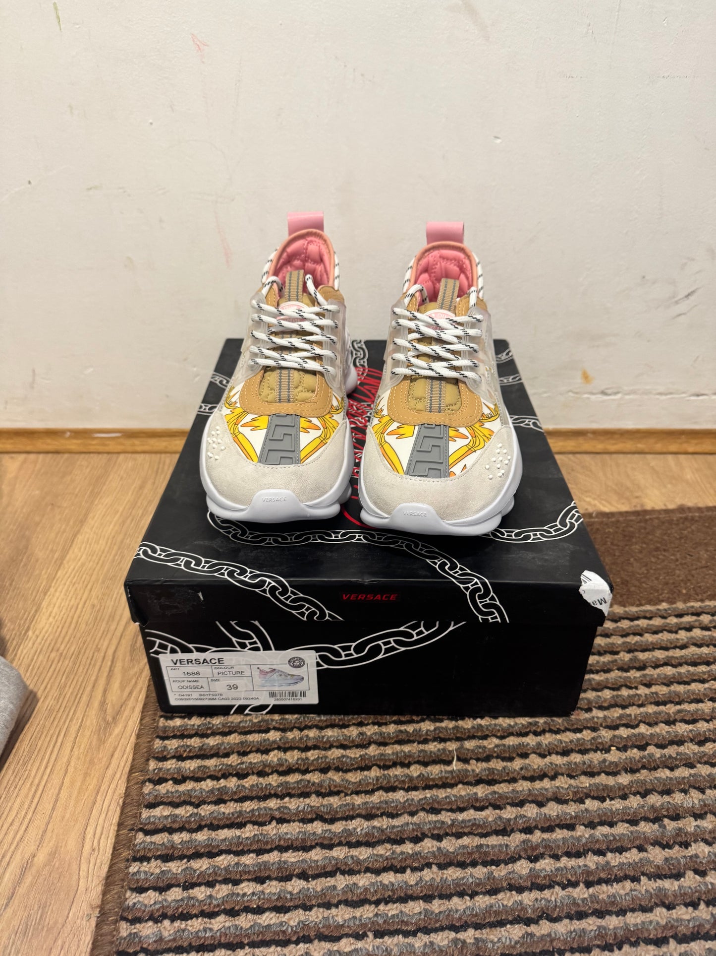 Versace Broj 39(Odmah dostupno)