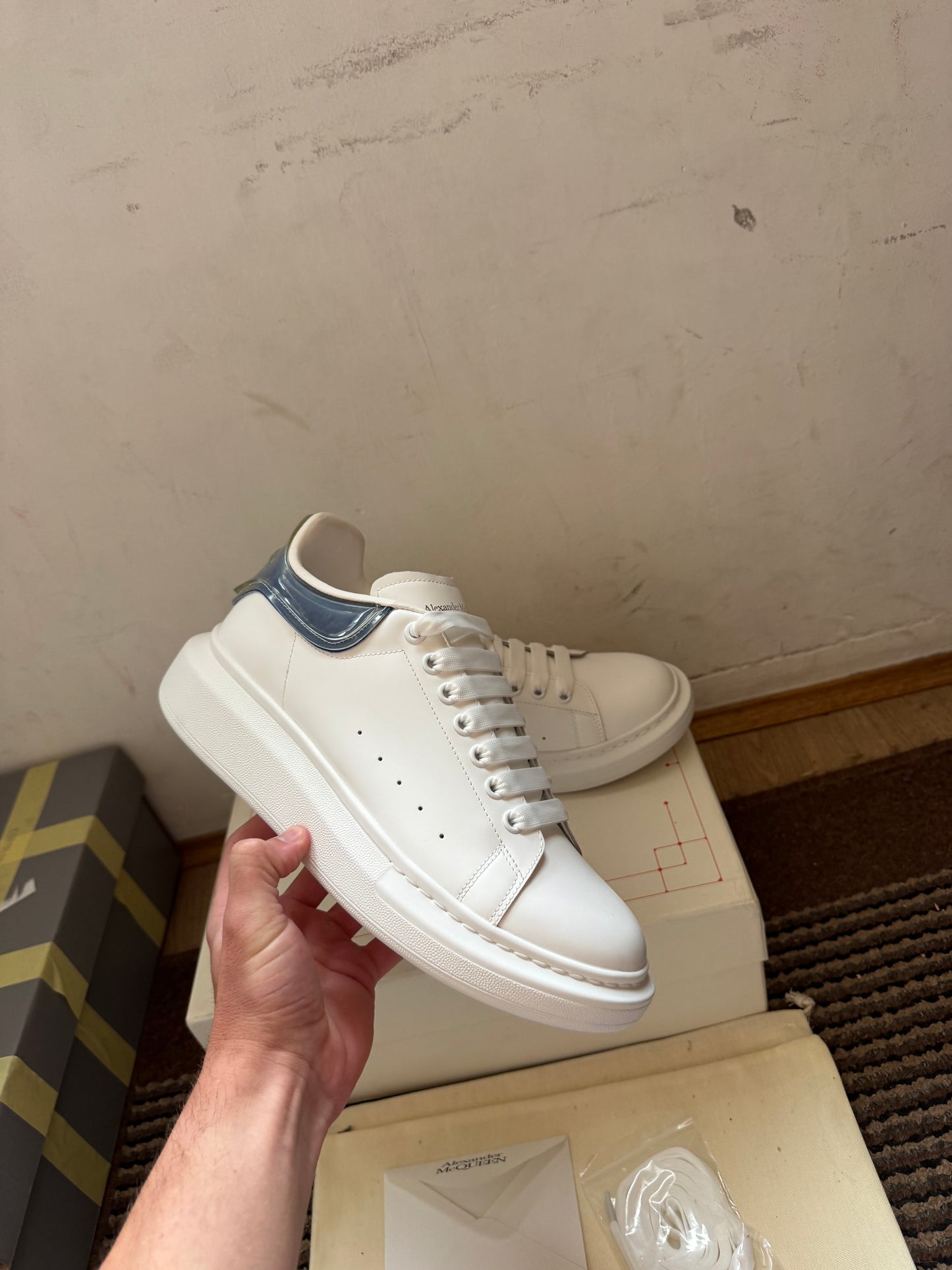 Alexander McQueen Broj 44(Odmah Dostupno)