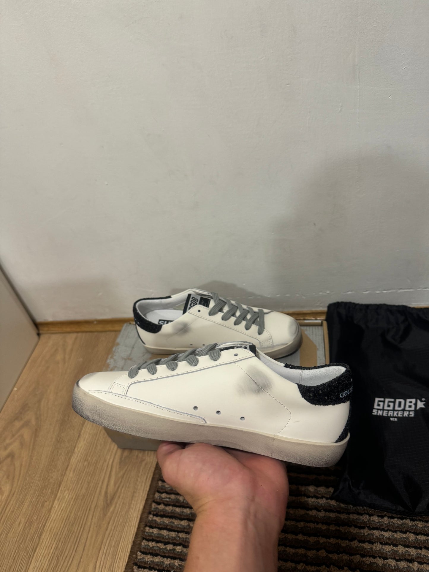 Golden Goose Broj 37 (Odmah dostupno)