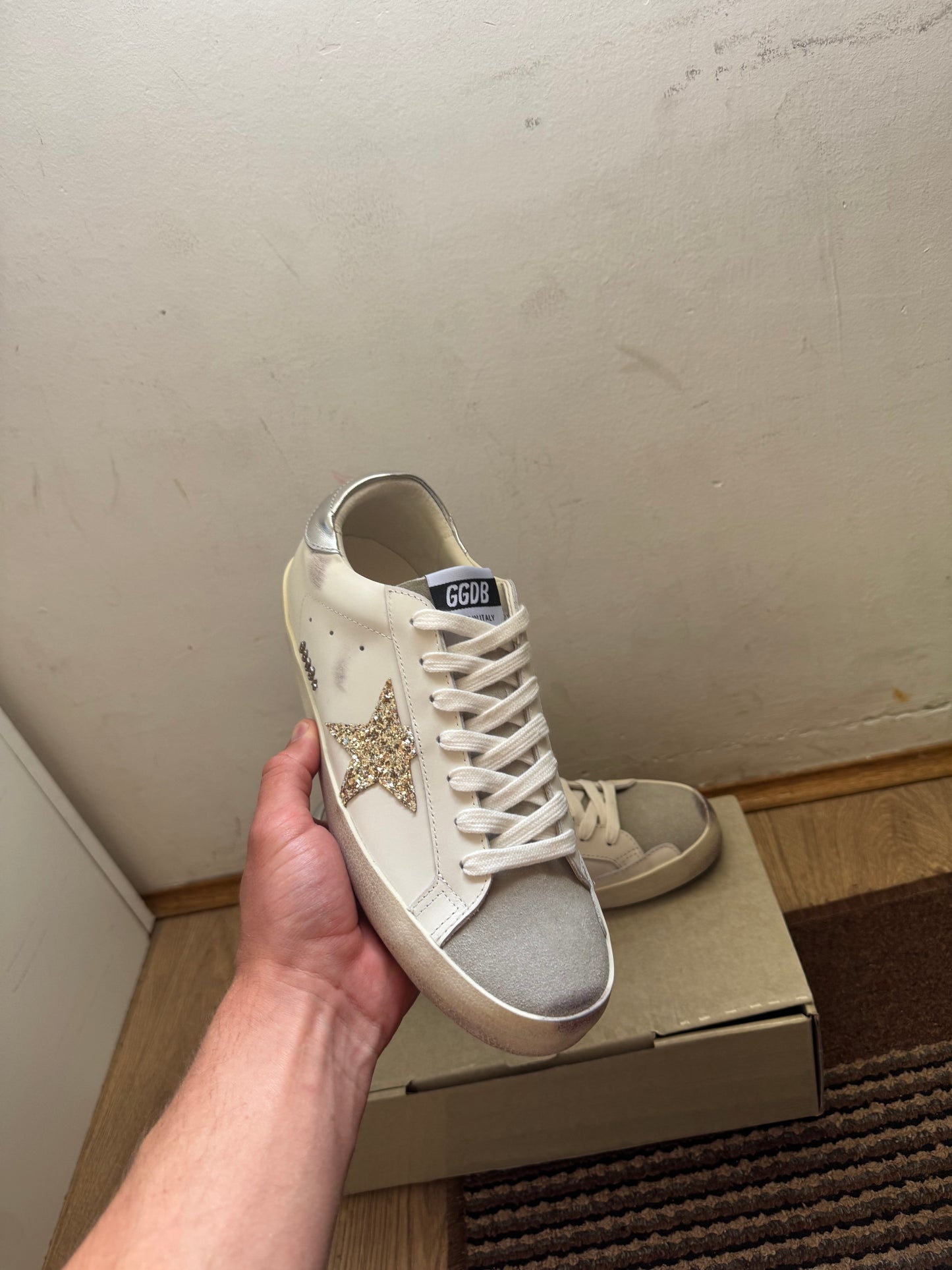 Golden Goose Broj 41(Odmah dostupno)