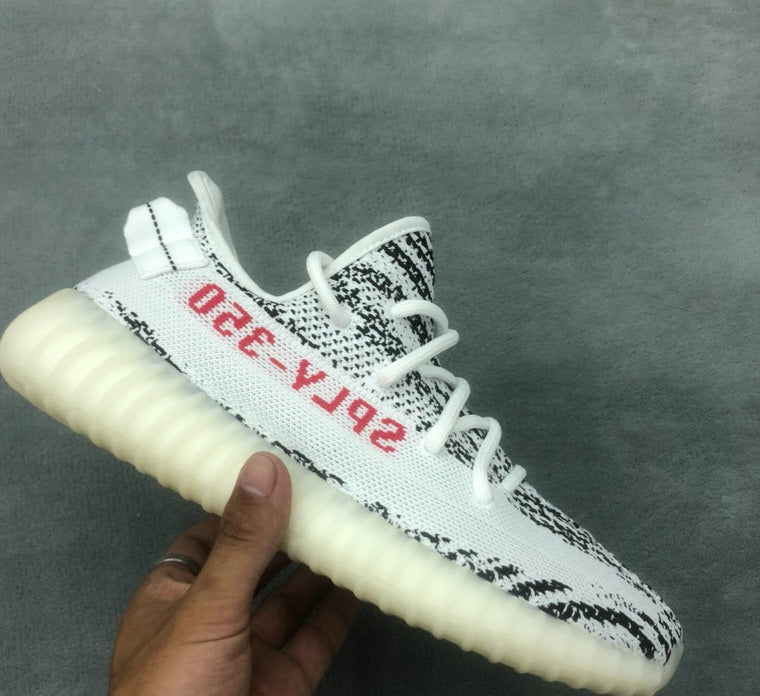 Yeezy 350 Zebra