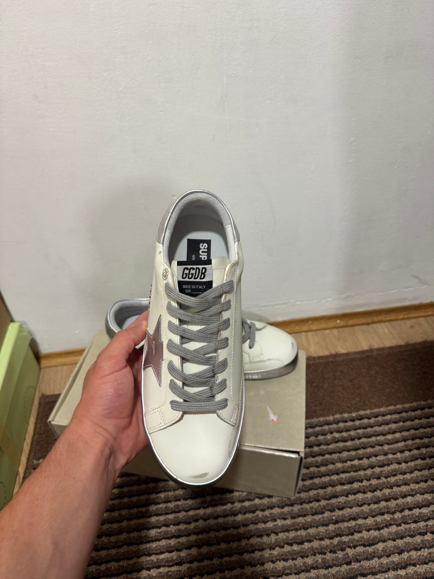 Golden Goose Broj 42(Odmah dostupno)