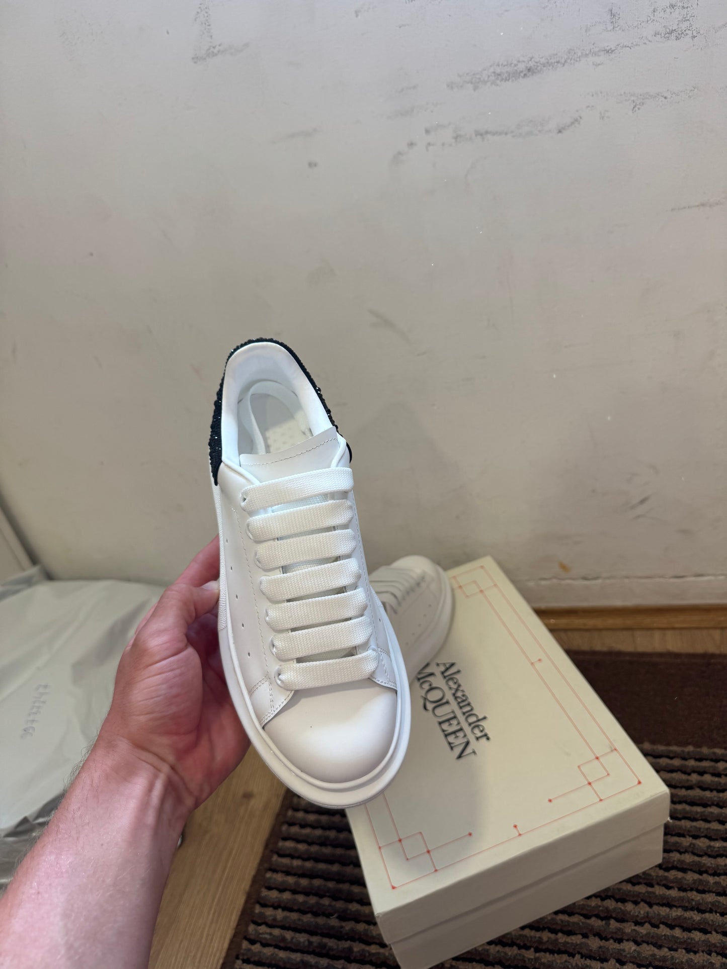 Alexander McQueen Broj 37(Odmah Dostupno)